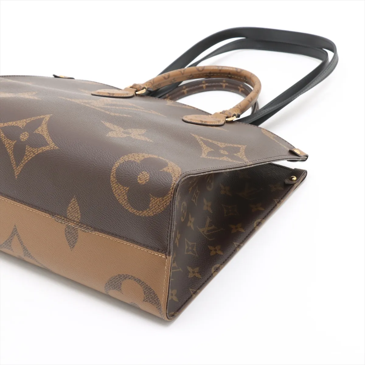 Giant Monogram Reverse On the Go MM M45321 FL2270 Brown RFID reaction available — view 3