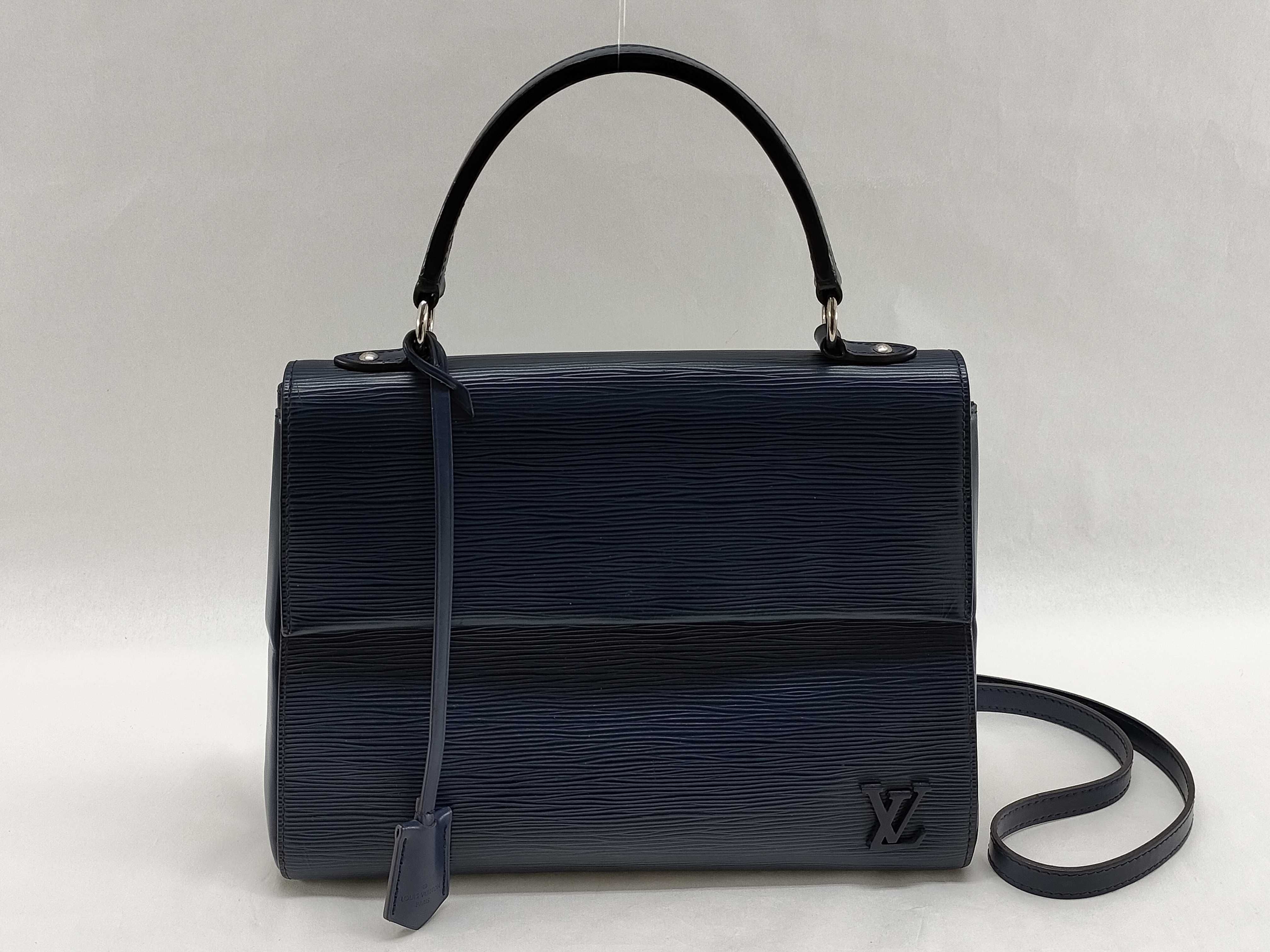 Epi Leather Cluny MM 2-Way Handbag