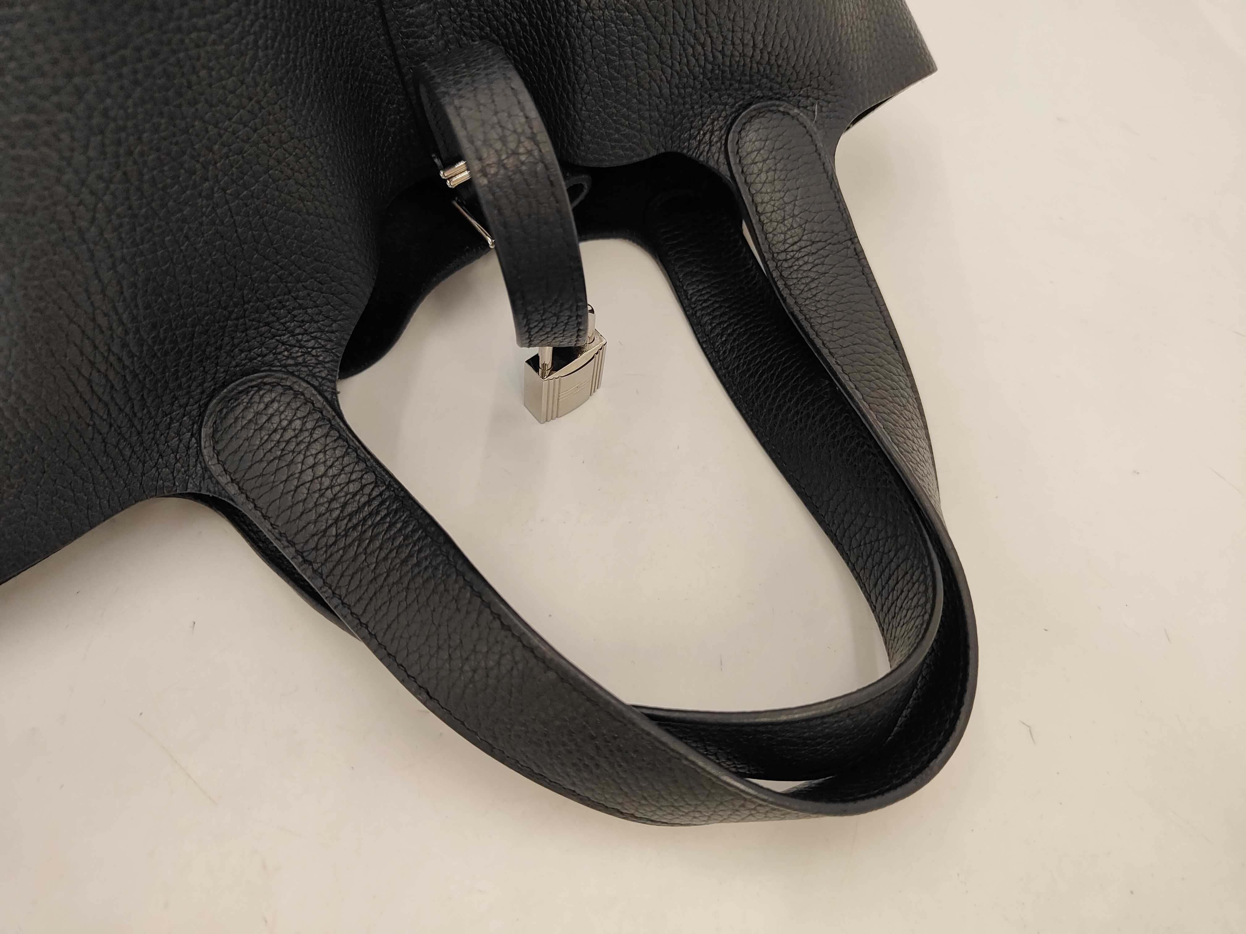 handbag — view 3