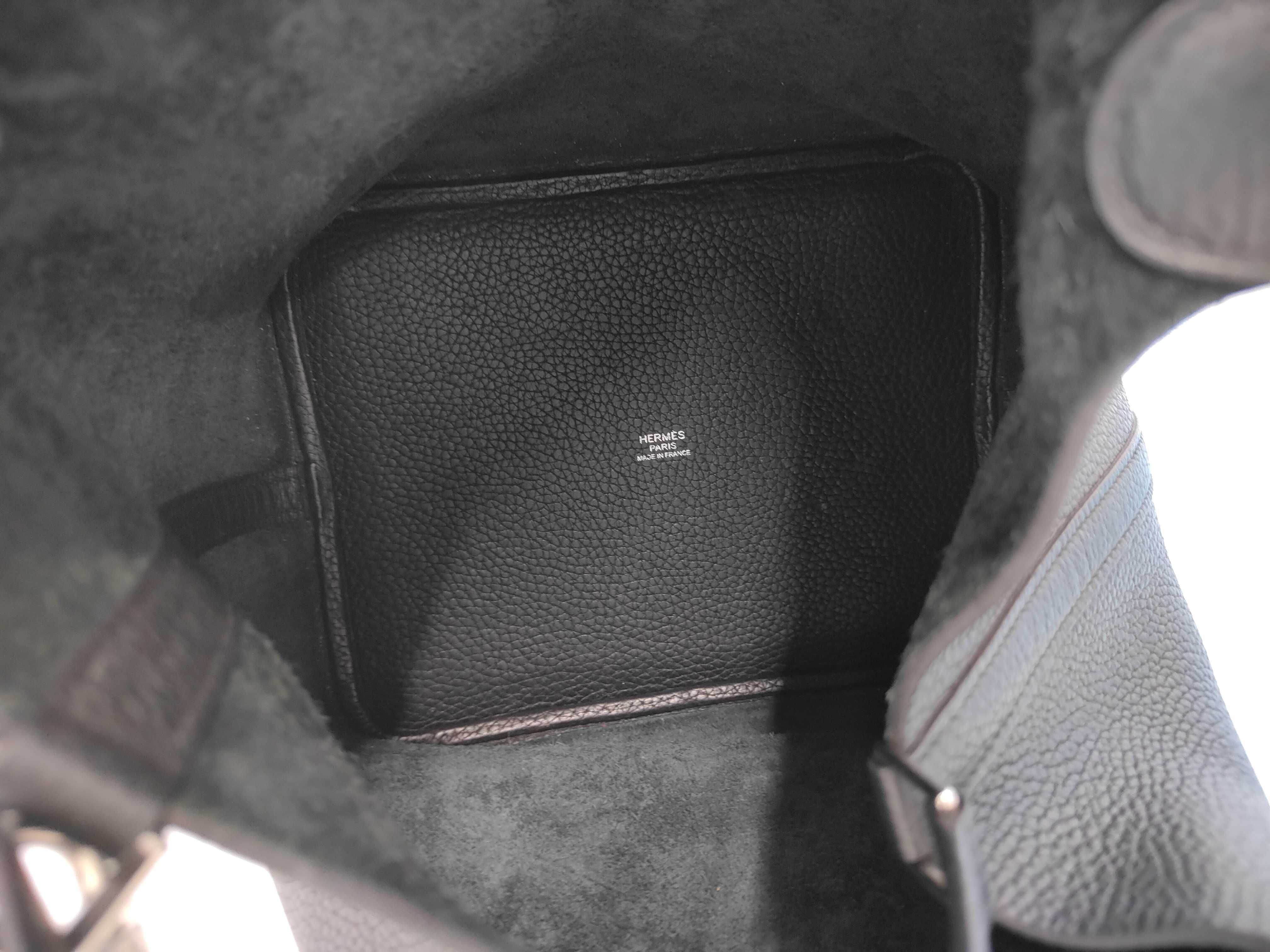 handbag — view 8