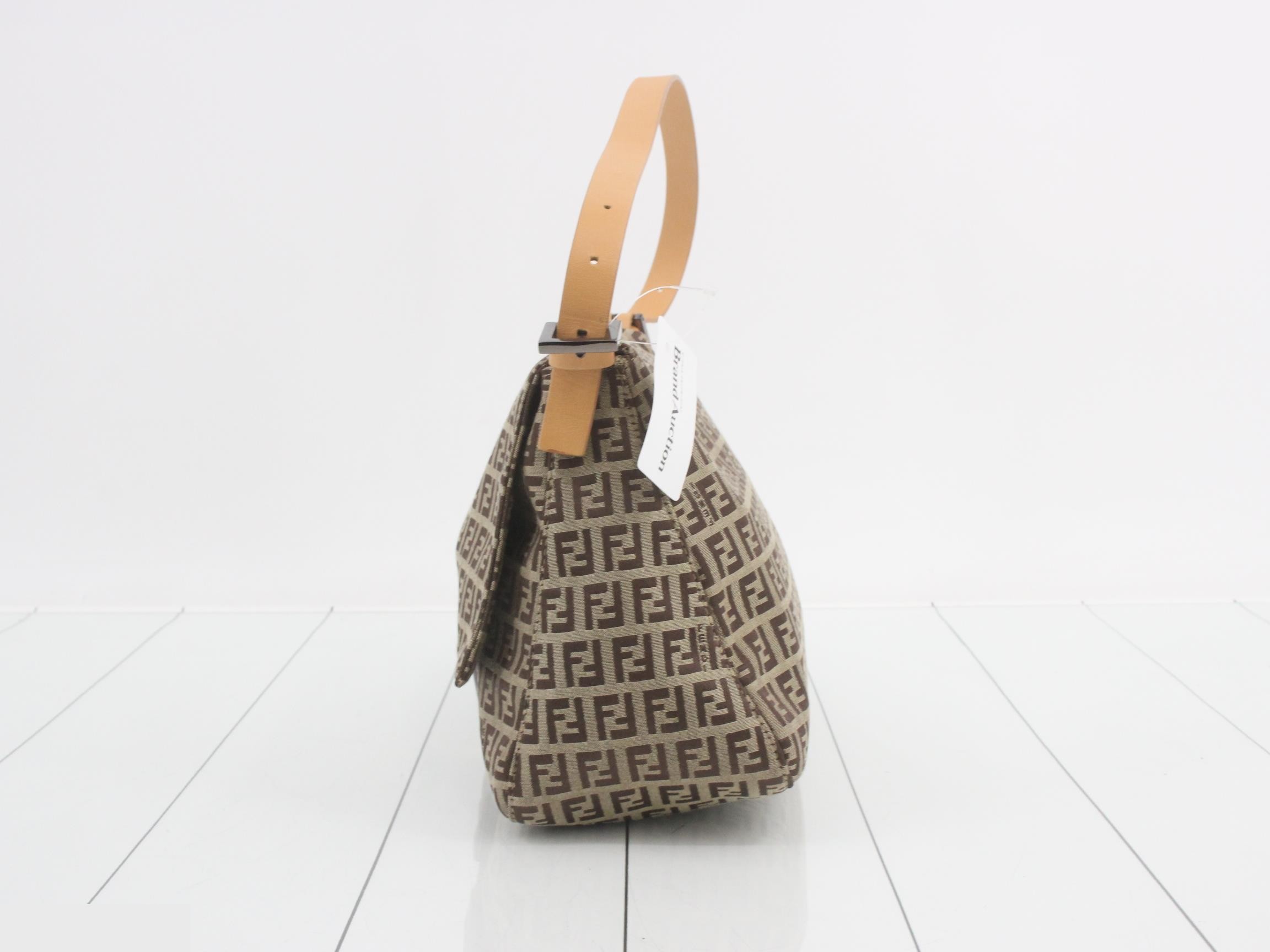 ZUCCA Mamma Bucket Shoulder Bag — view 3