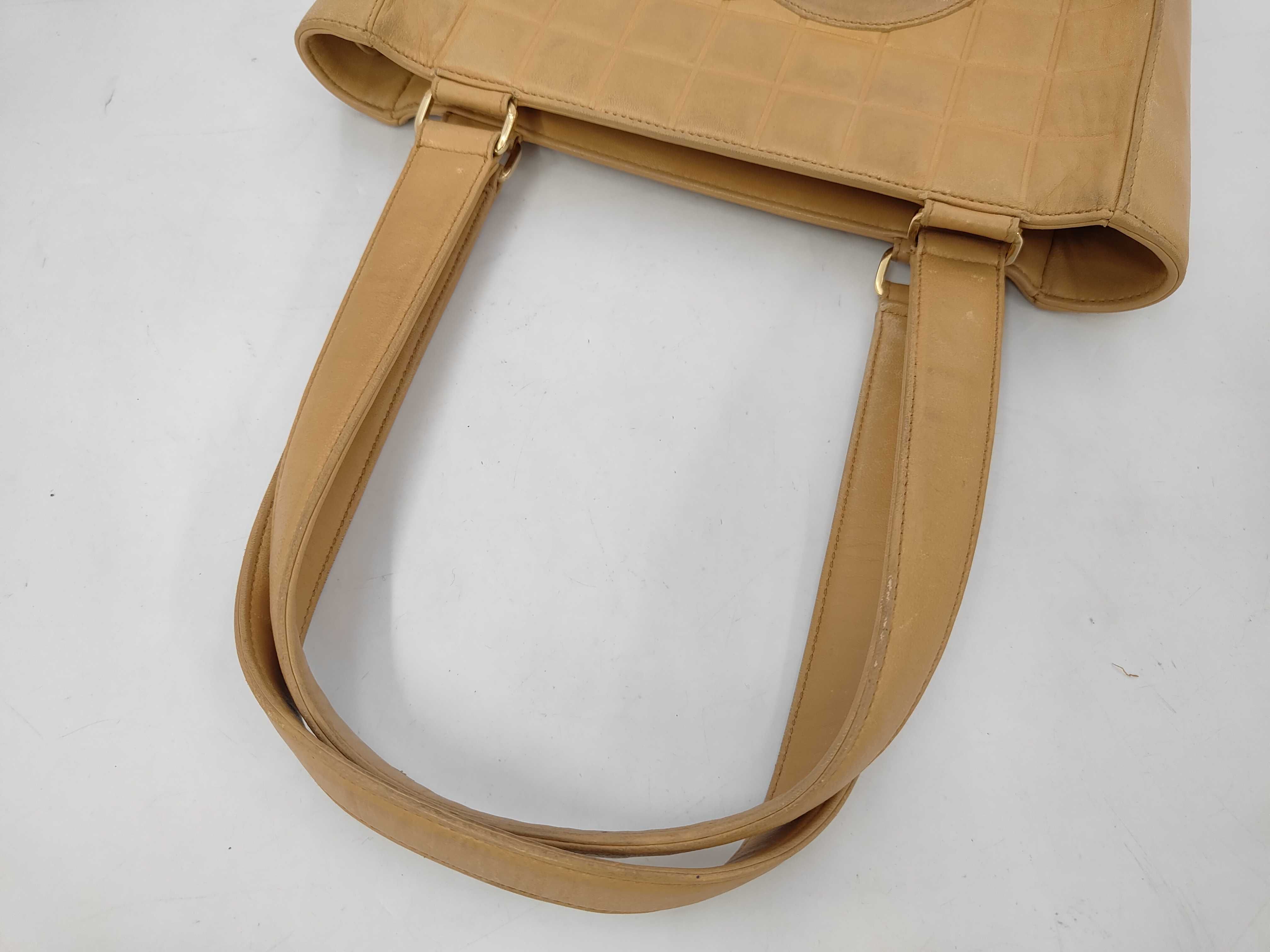 Leather Coco Mark Chocolate Bar Yellow Gold Hardware Shoulder Bag — view 5