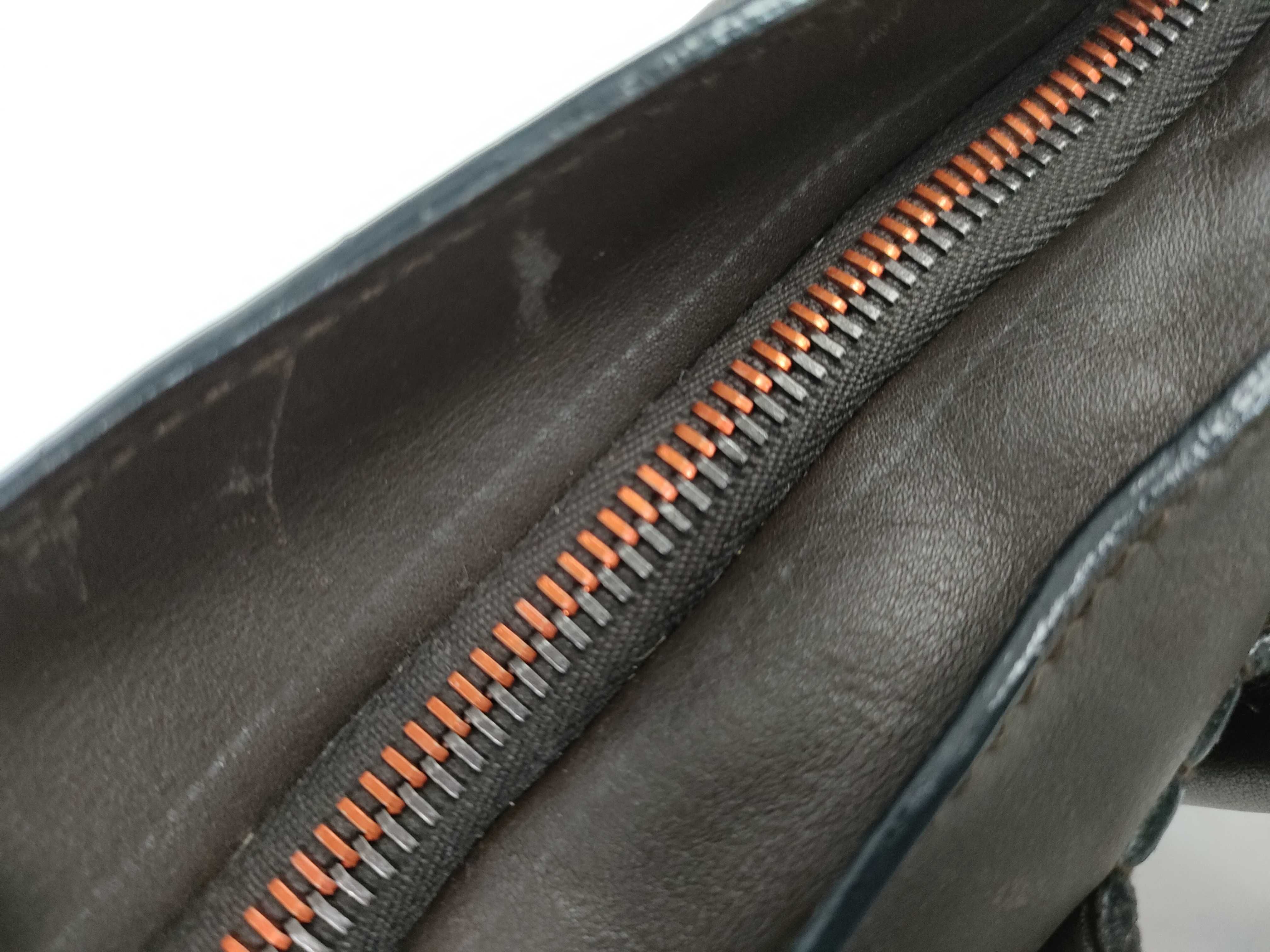 Caravan Horizontal PM 2-Way Handbag — view 8
