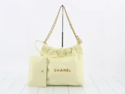22 Leather Chain Tote with Pouch