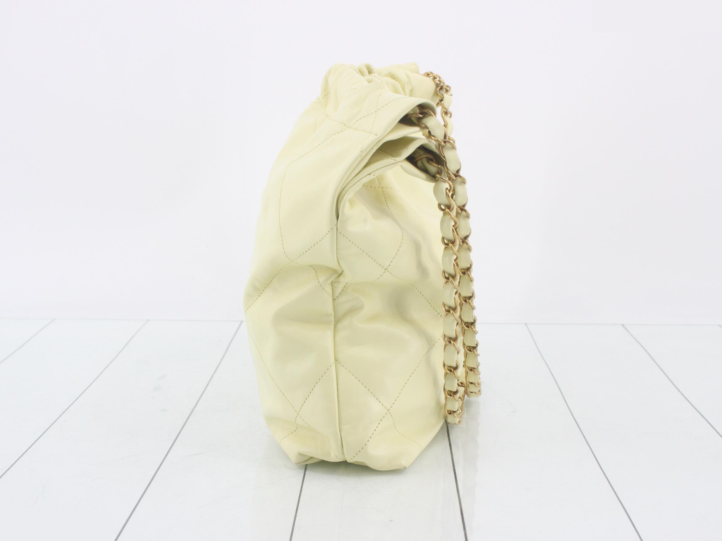22 Leather Chain Tote with Pouch — view 4