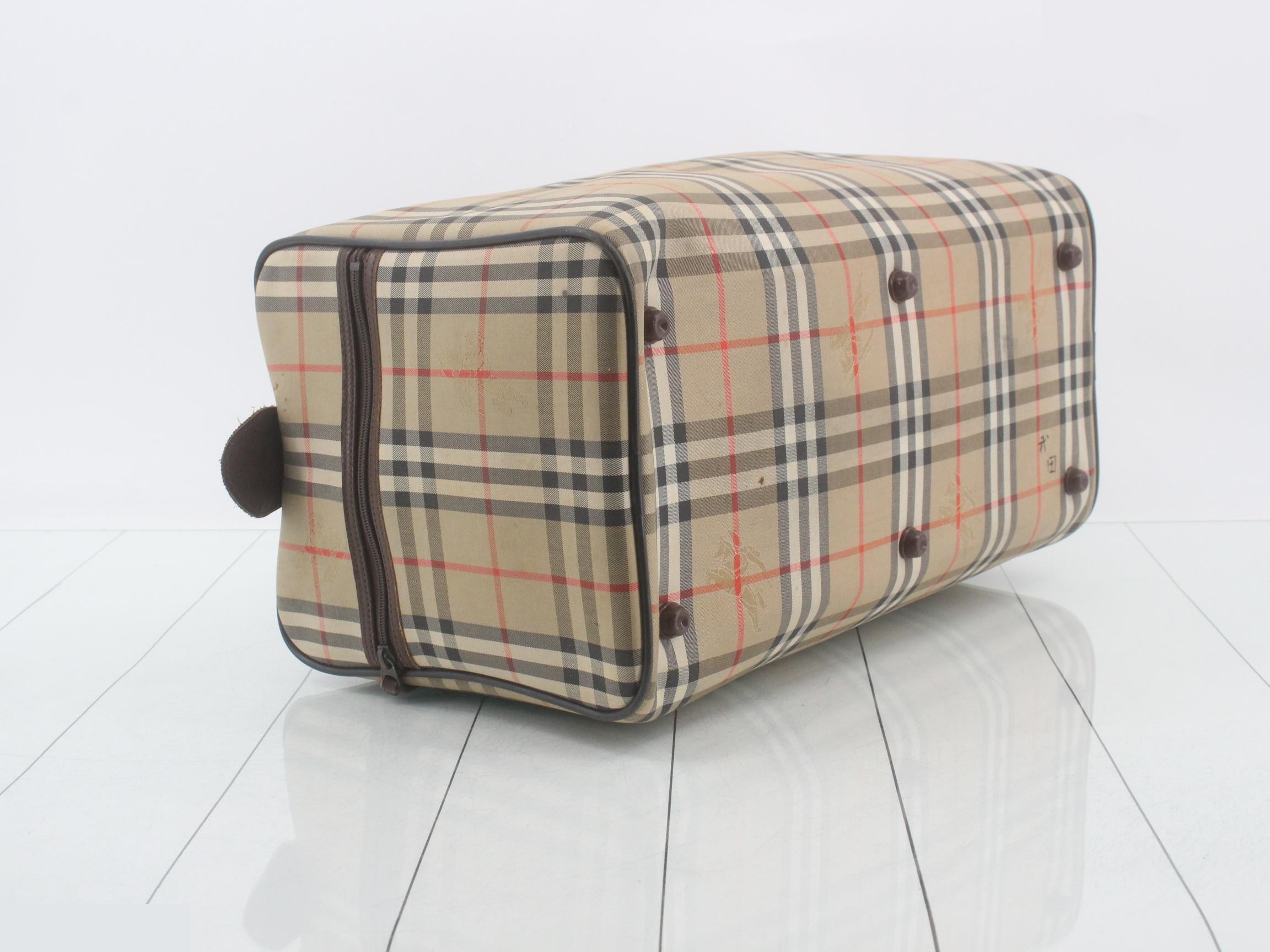 Burberrys Nova Check Pattern Boston Bag — view 5