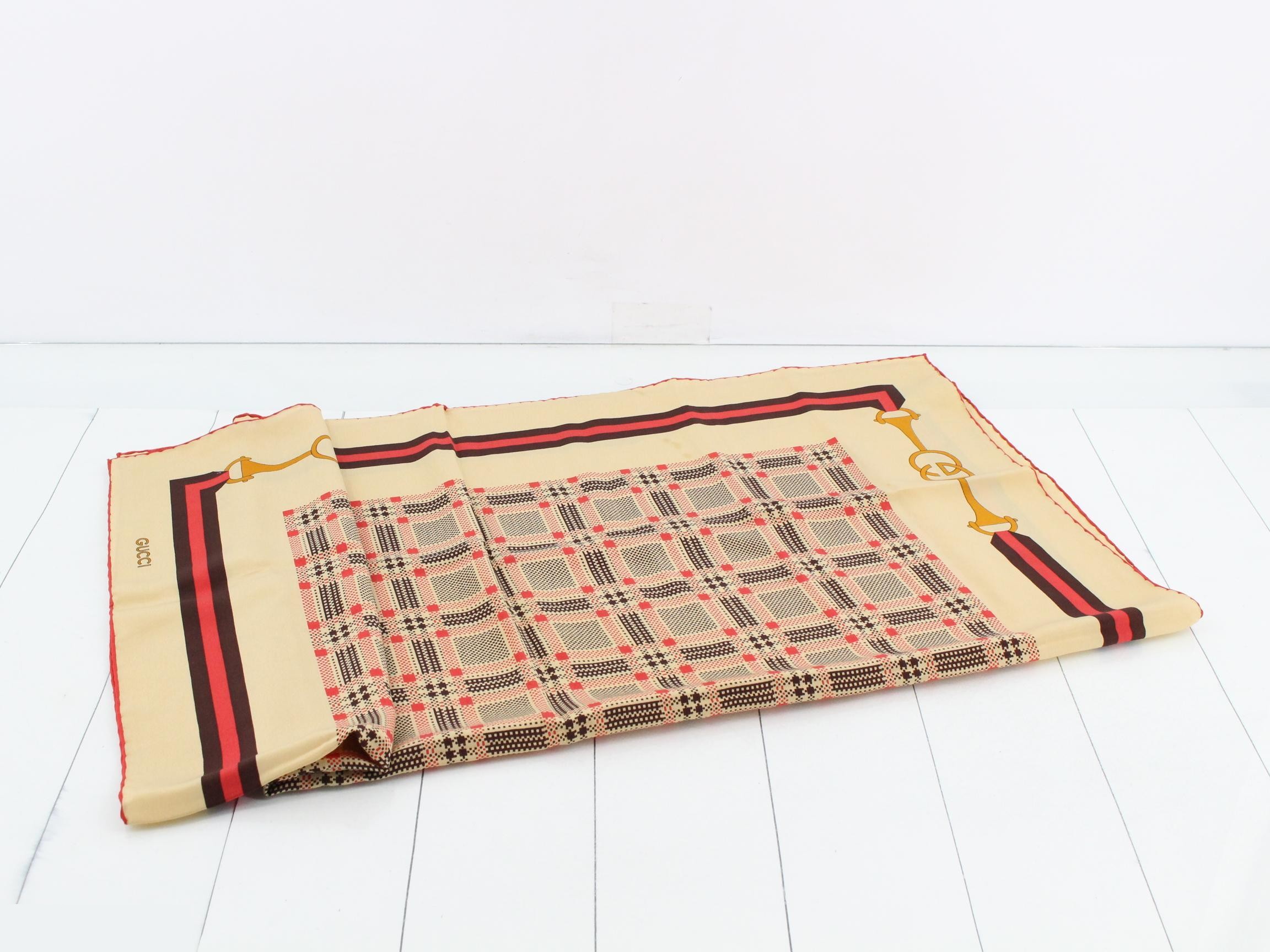 large scarf — view 3