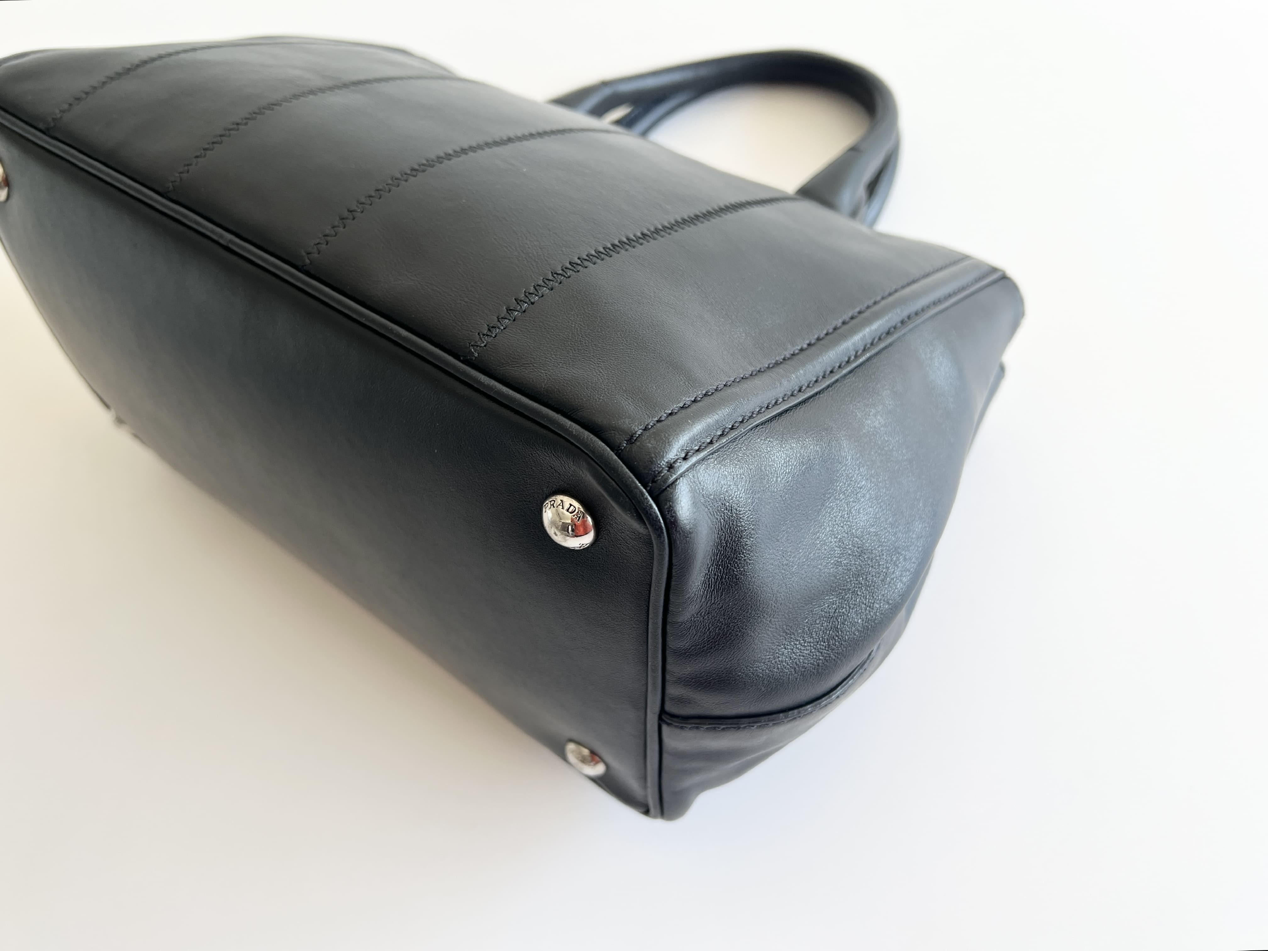 Canapa Triangle Logo All-Leather Handbag — view 15