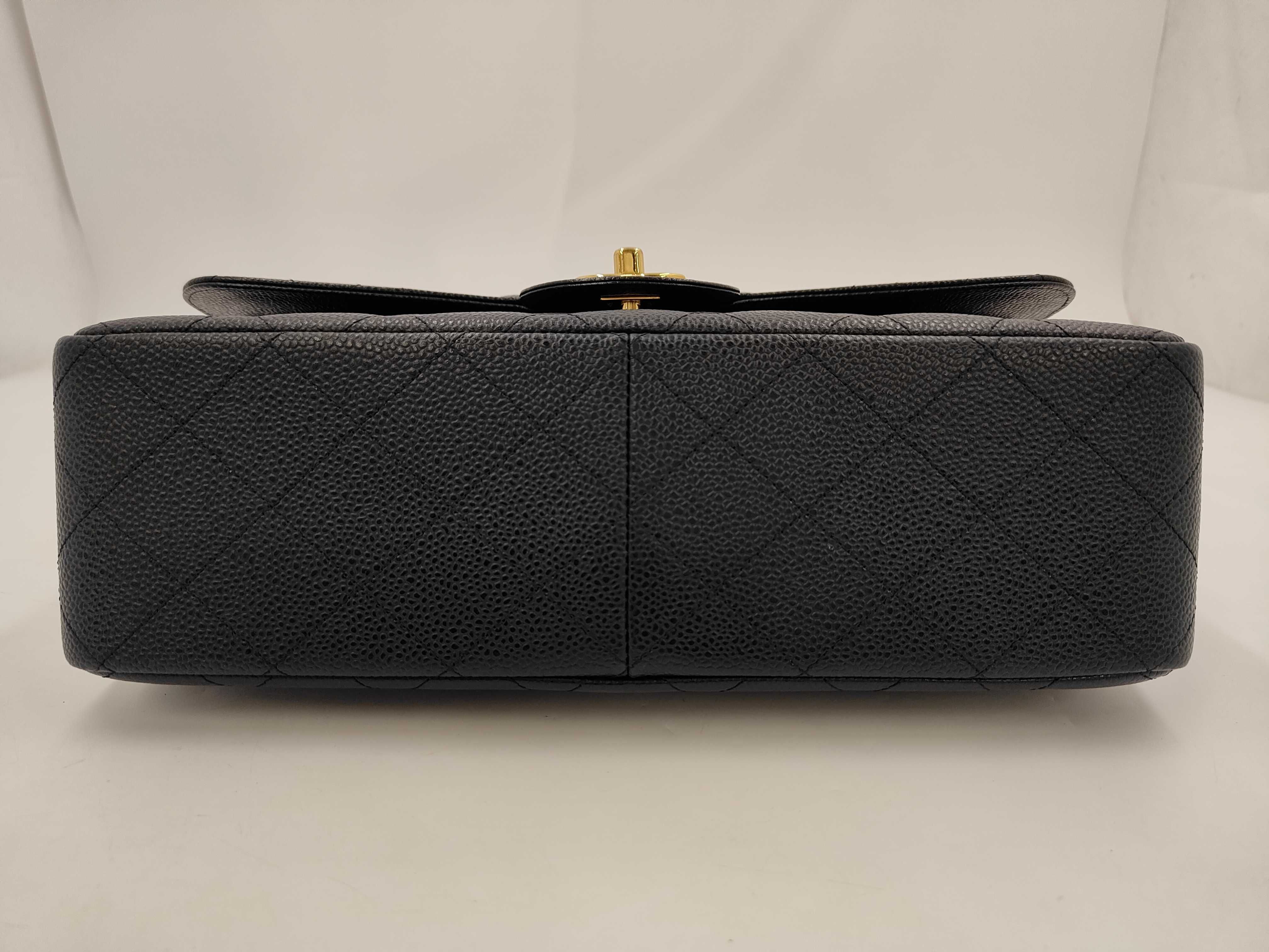CF Jumbo Large Chain Bag Shoulder Bag — view 3