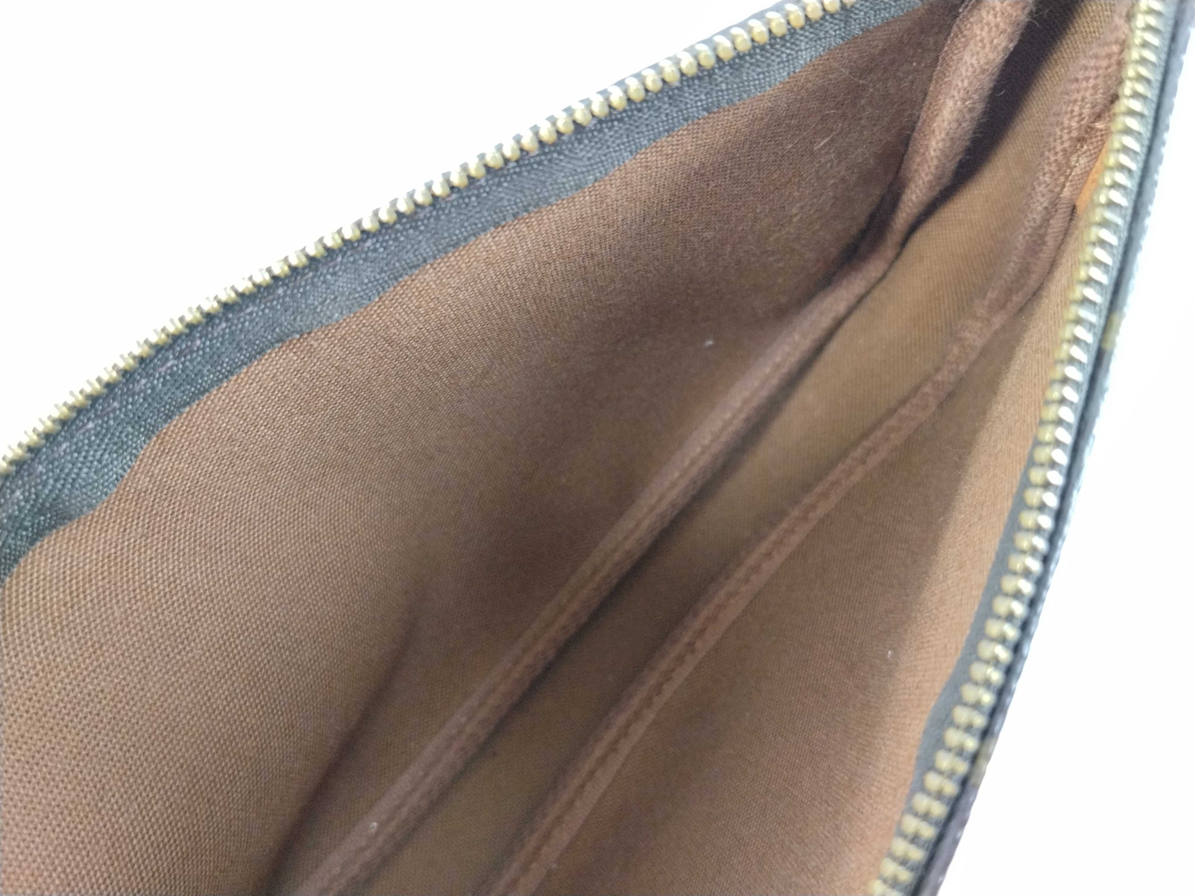Monogram LV Accessoires Pouch — view 11