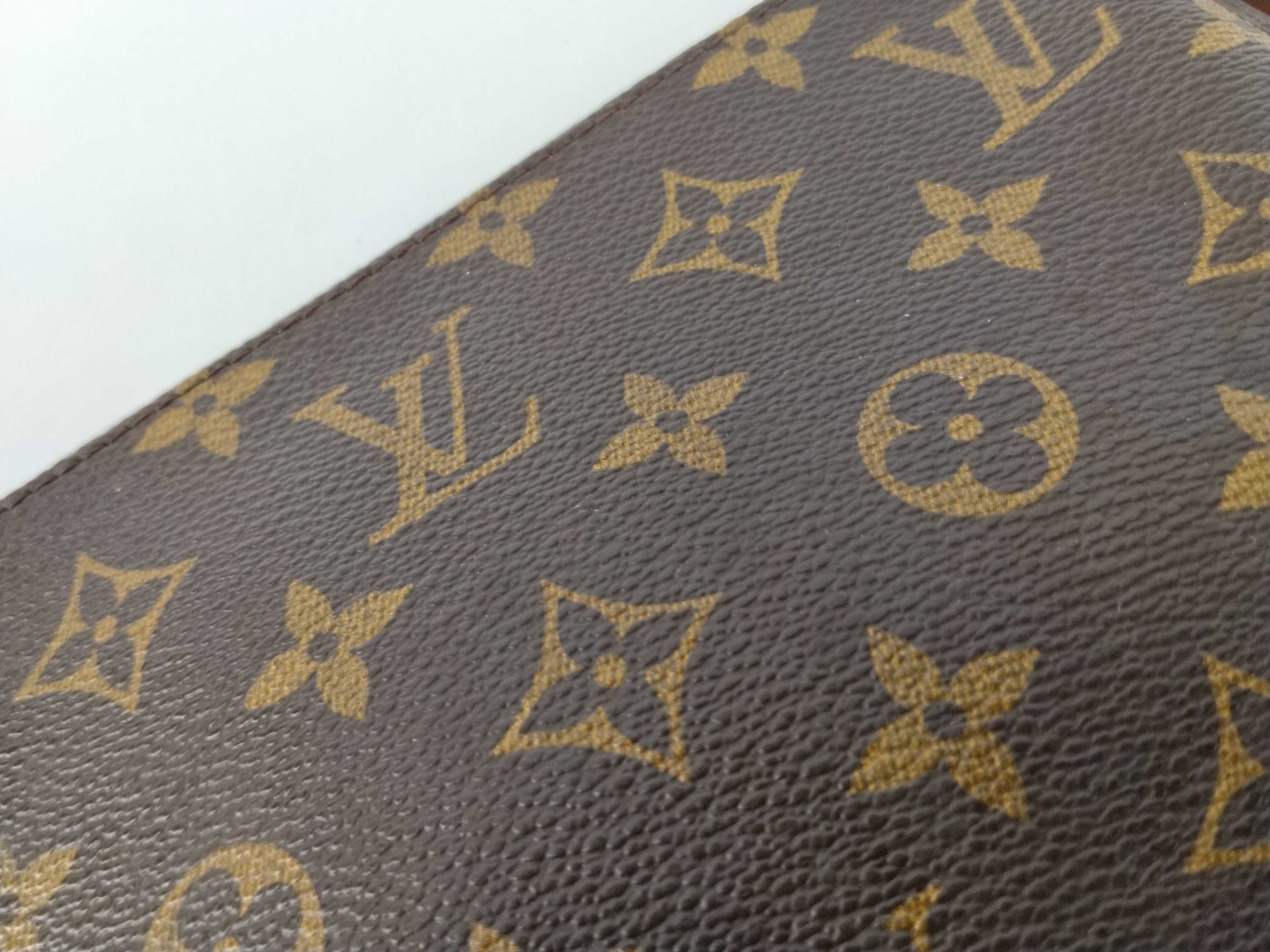 Monogram LV Accessoires Pouch — view 12