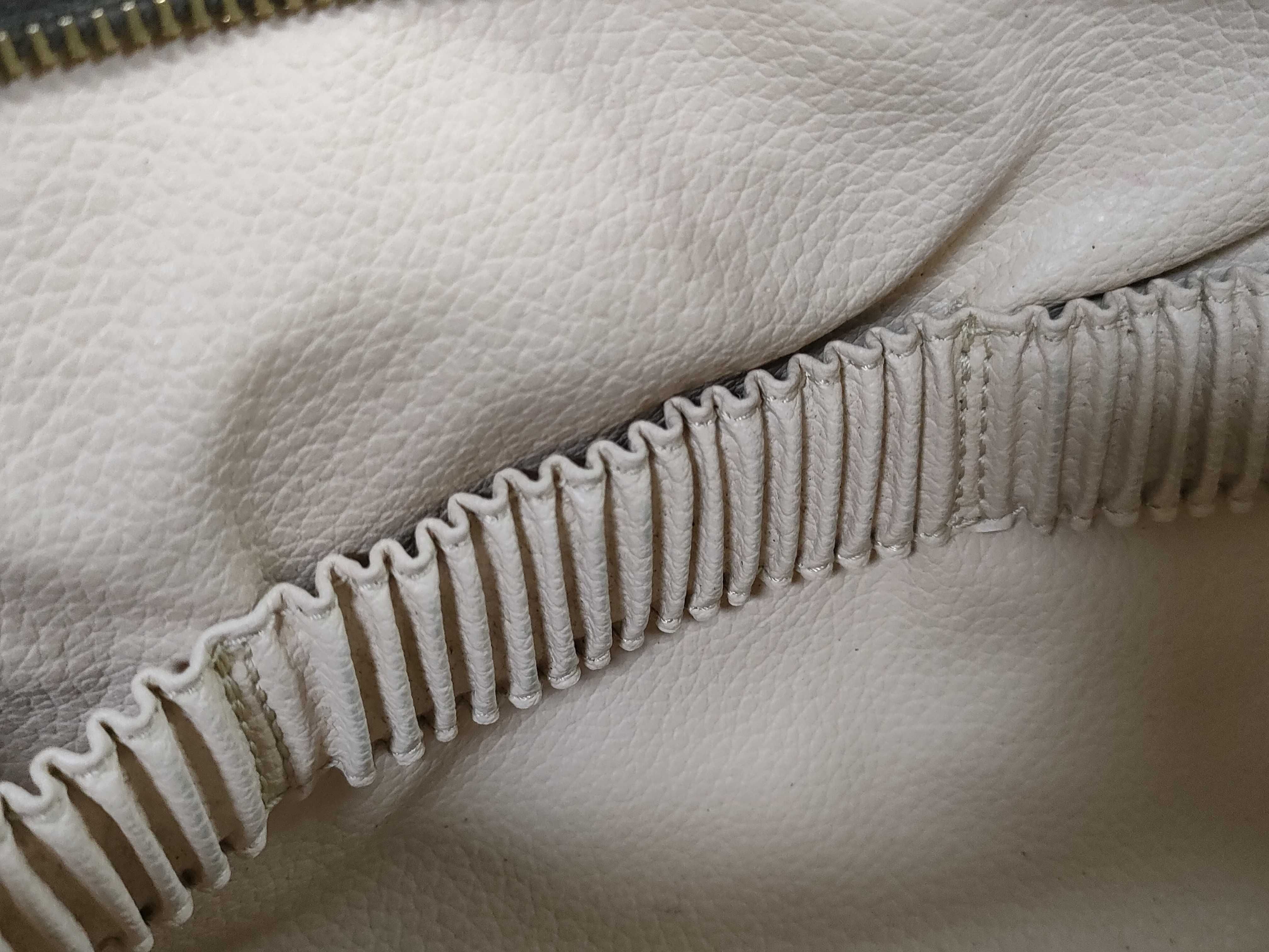 Monogram Louis Vuitton Trousses Toilette 28 Monogram M47522 Pouch — view 11