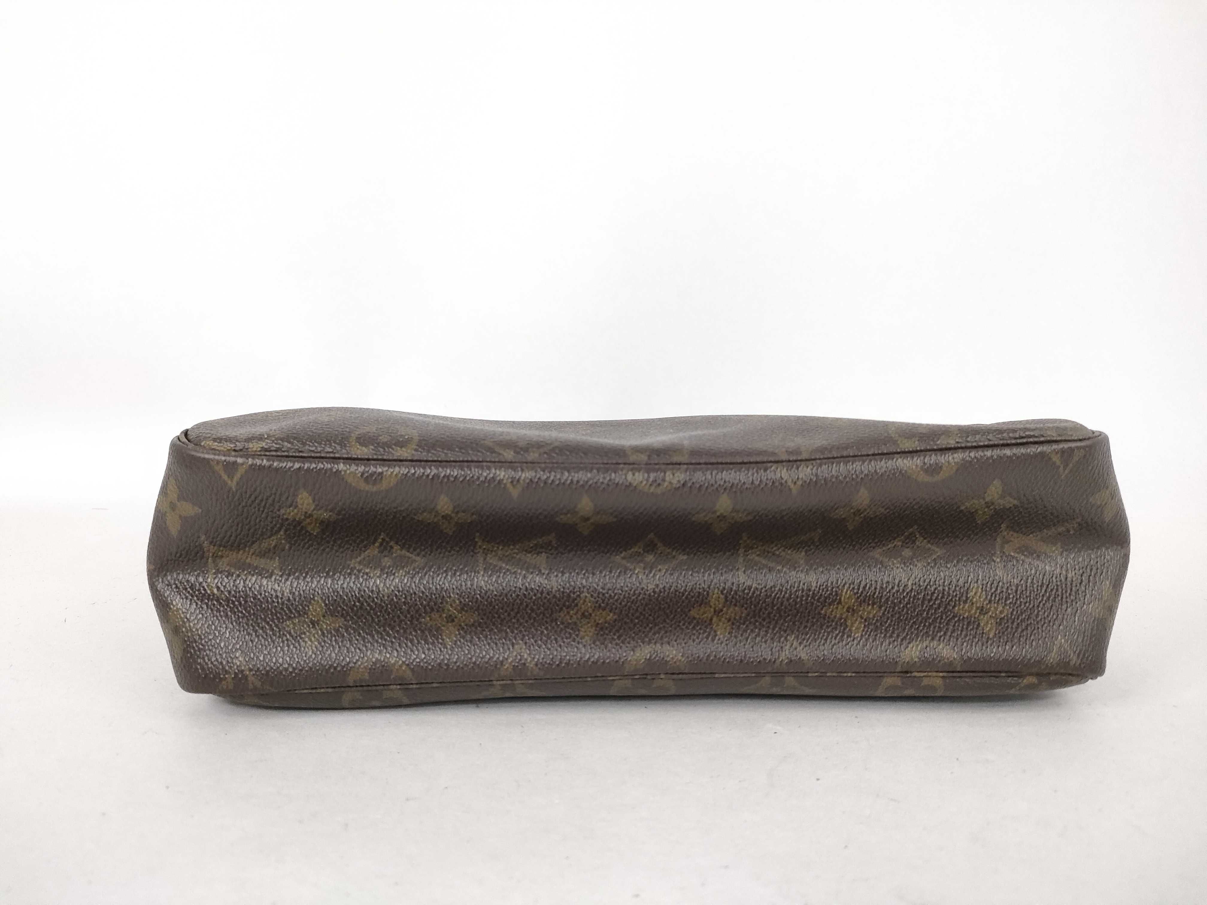 Monogram Louis Vuitton Trousses Toilette 28 Monogram M47522 Pouch — view 4