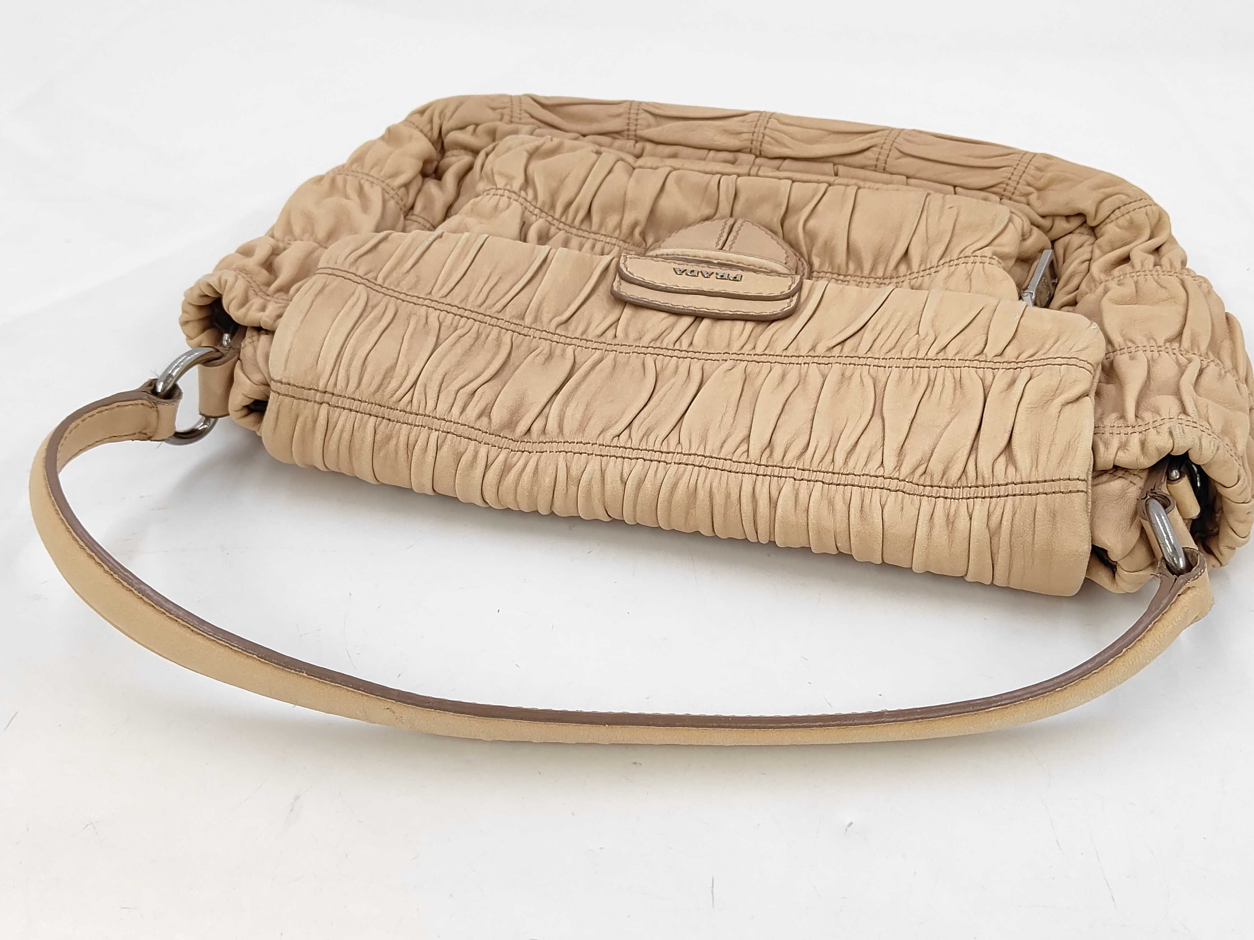handbag — view 3