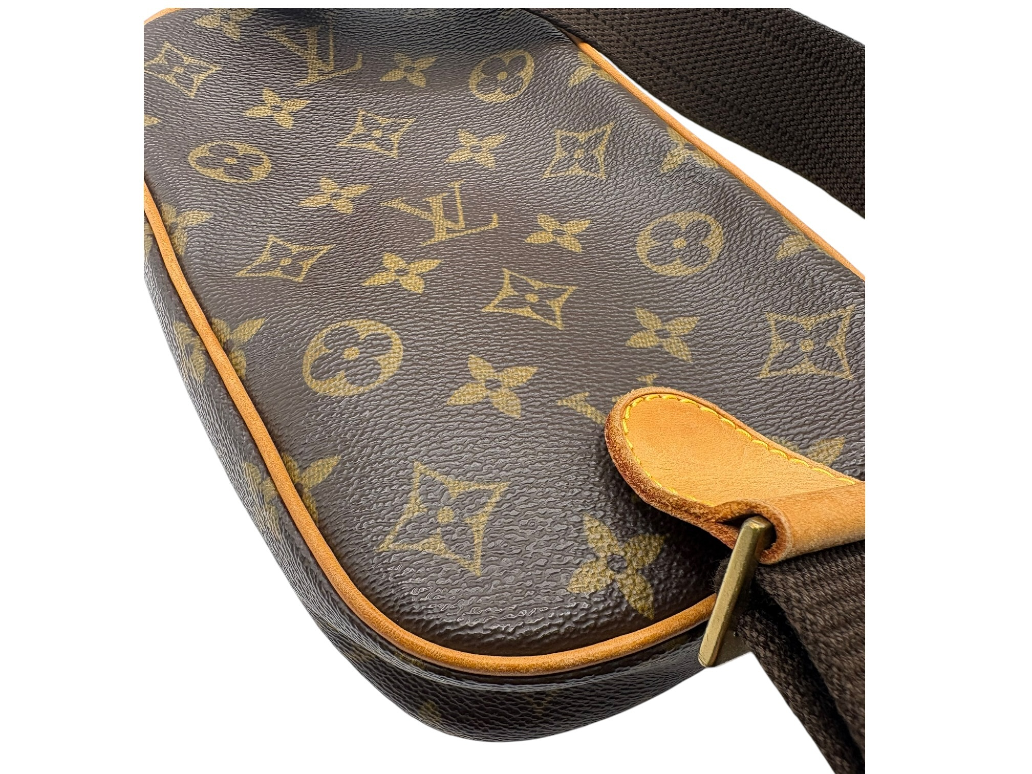 Monogram Pochette Gange M51870 CA0014 Shoulder Bag — view 5