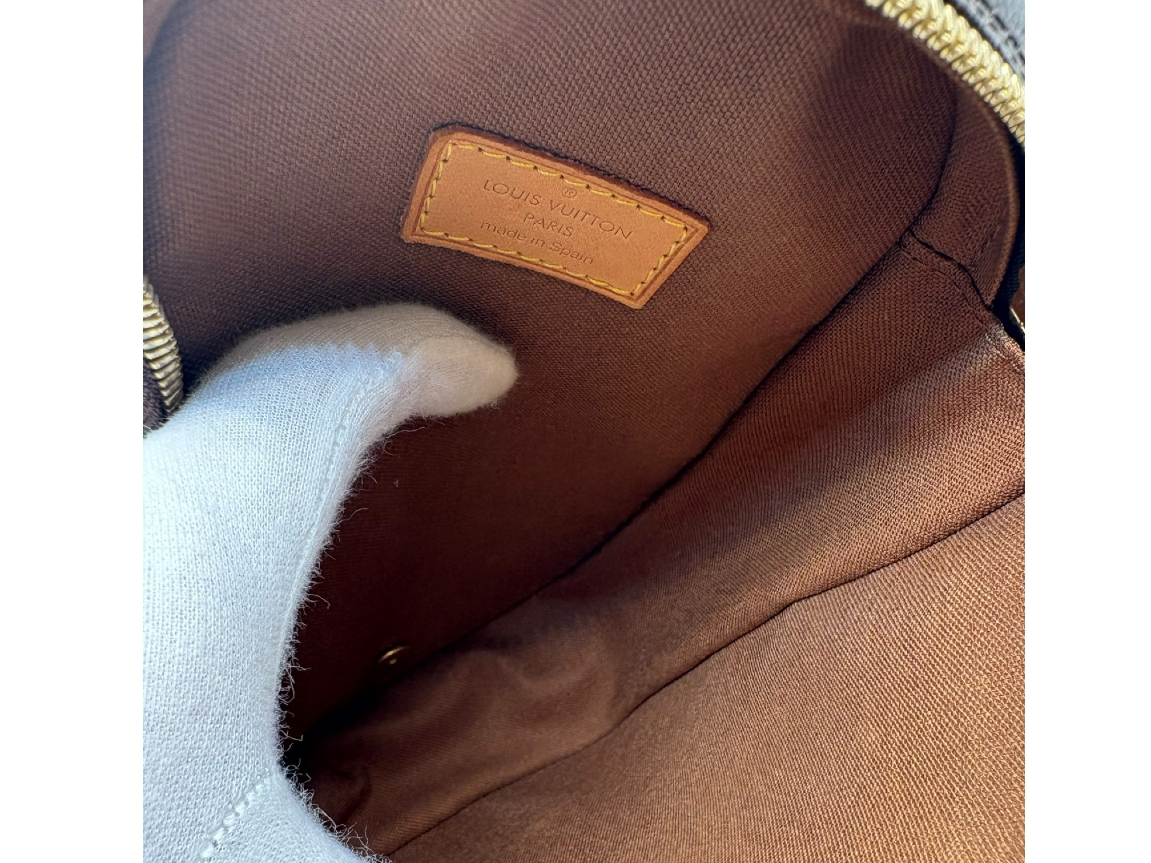 Monogram Pochette Gange M51870 CA0014 Shoulder Bag — view 8