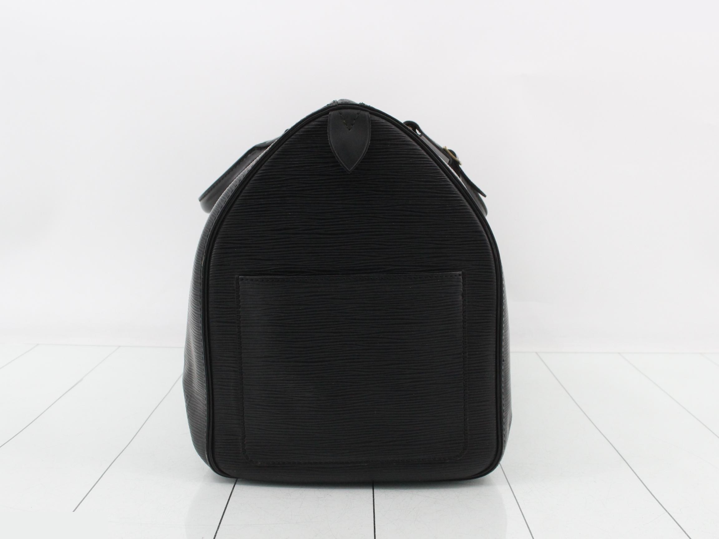 Keepall 45 Noir VI8911 with Poigne name tag — view 4