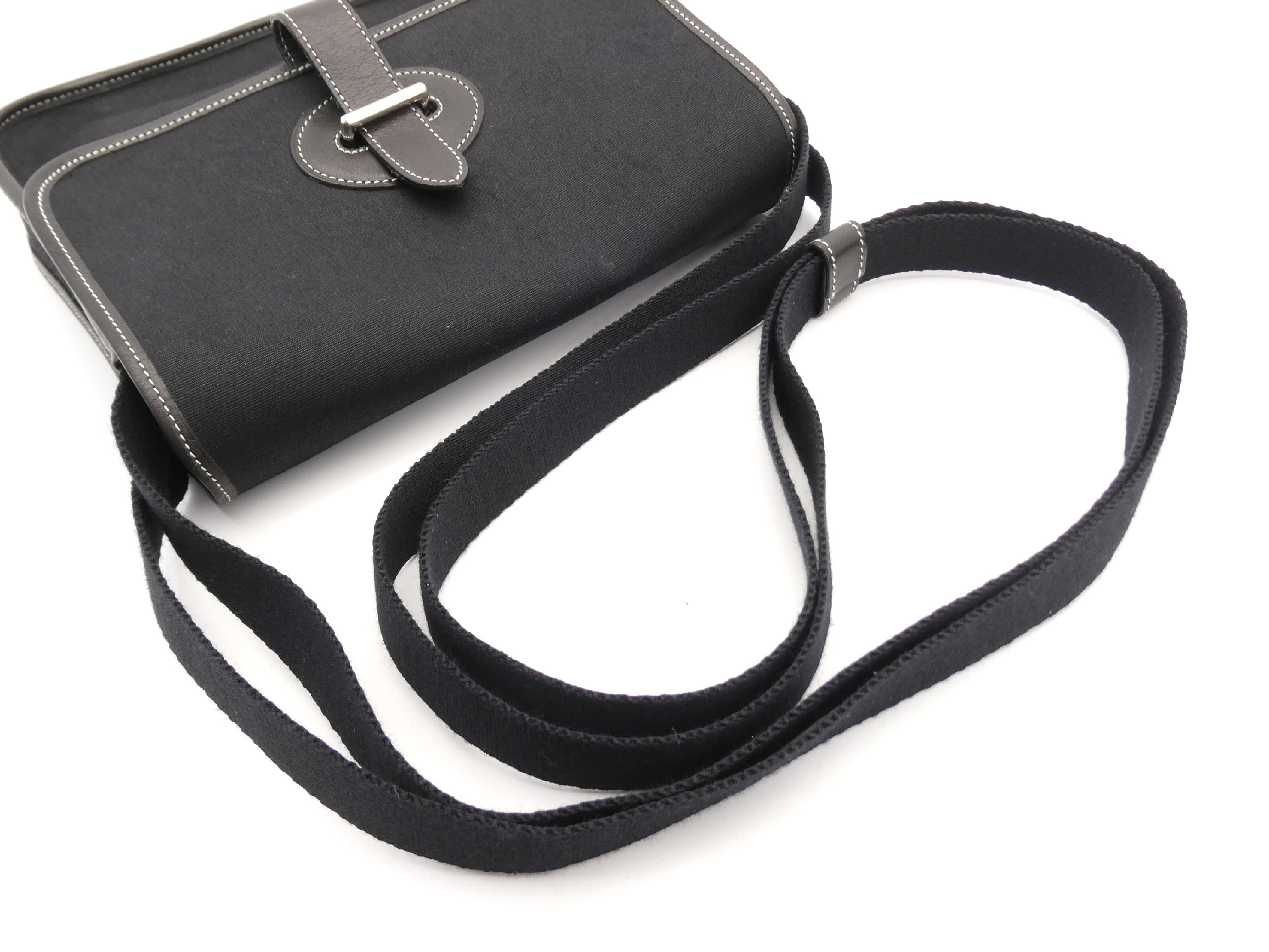 Buenaventura Shoulder Bag — view 6