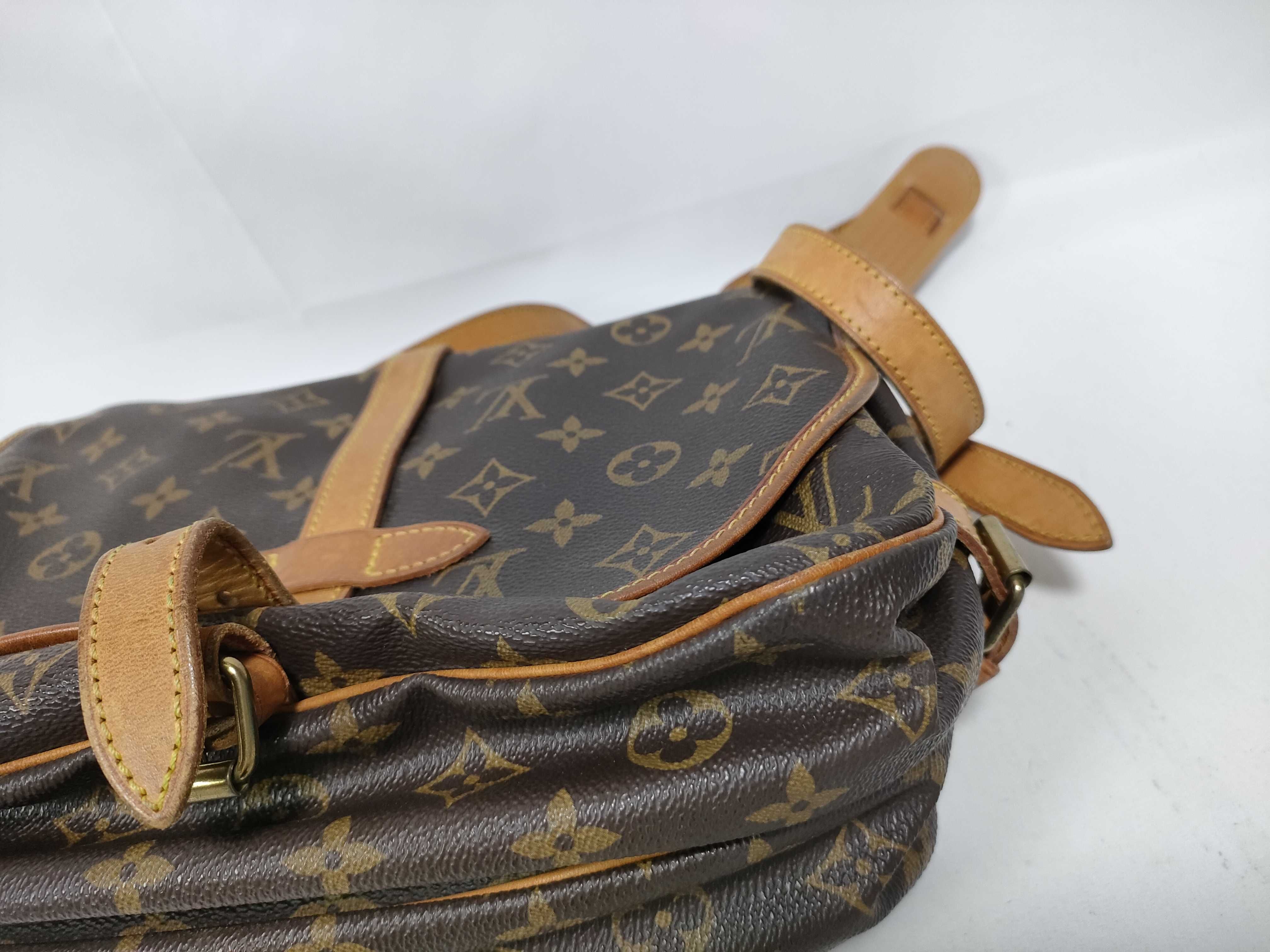 Monogram Louis Vuitton Monogram Saumur Shoulder Bag — view 4