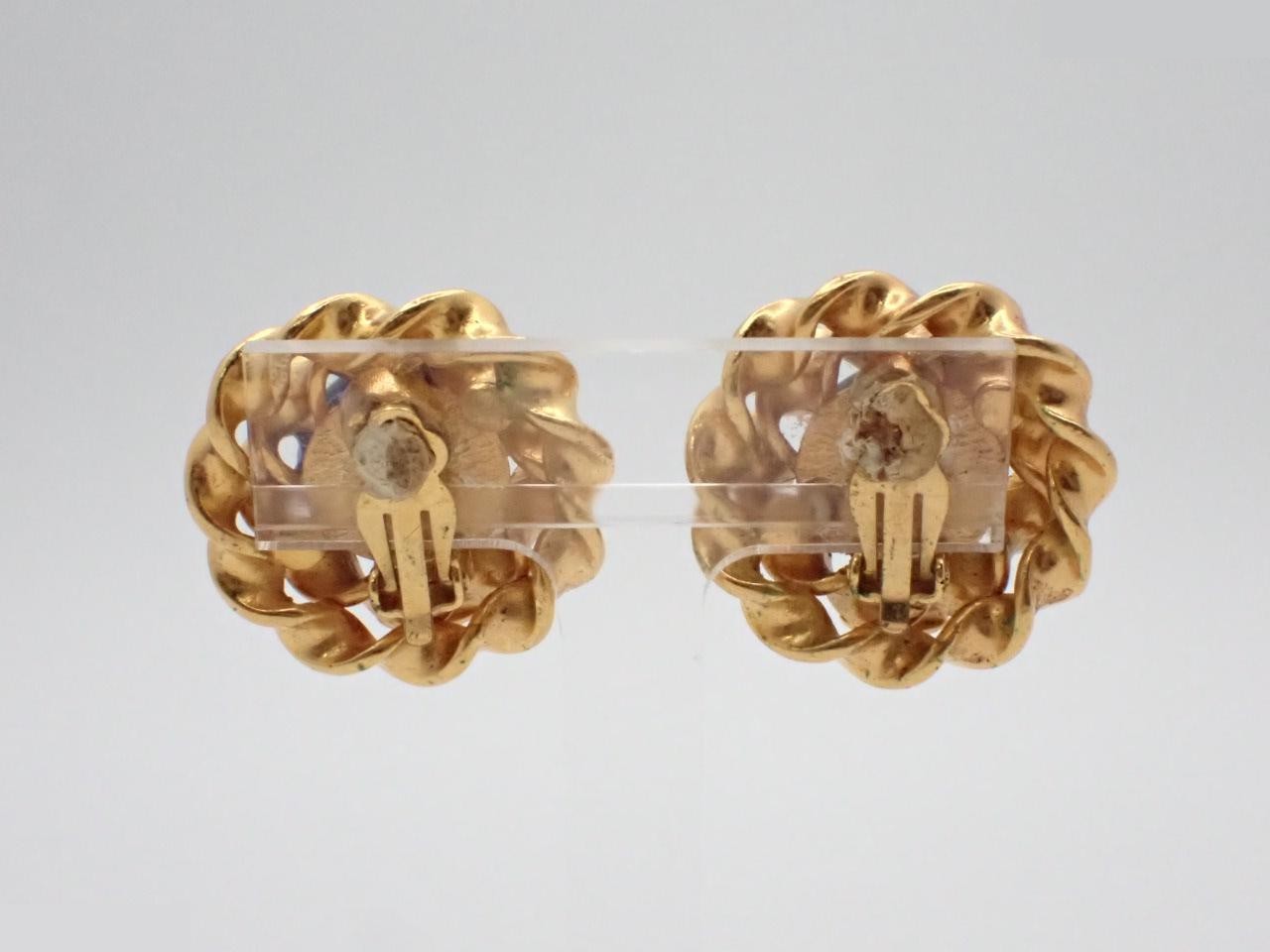 colored stone flower motif earrings 04/P — view 2