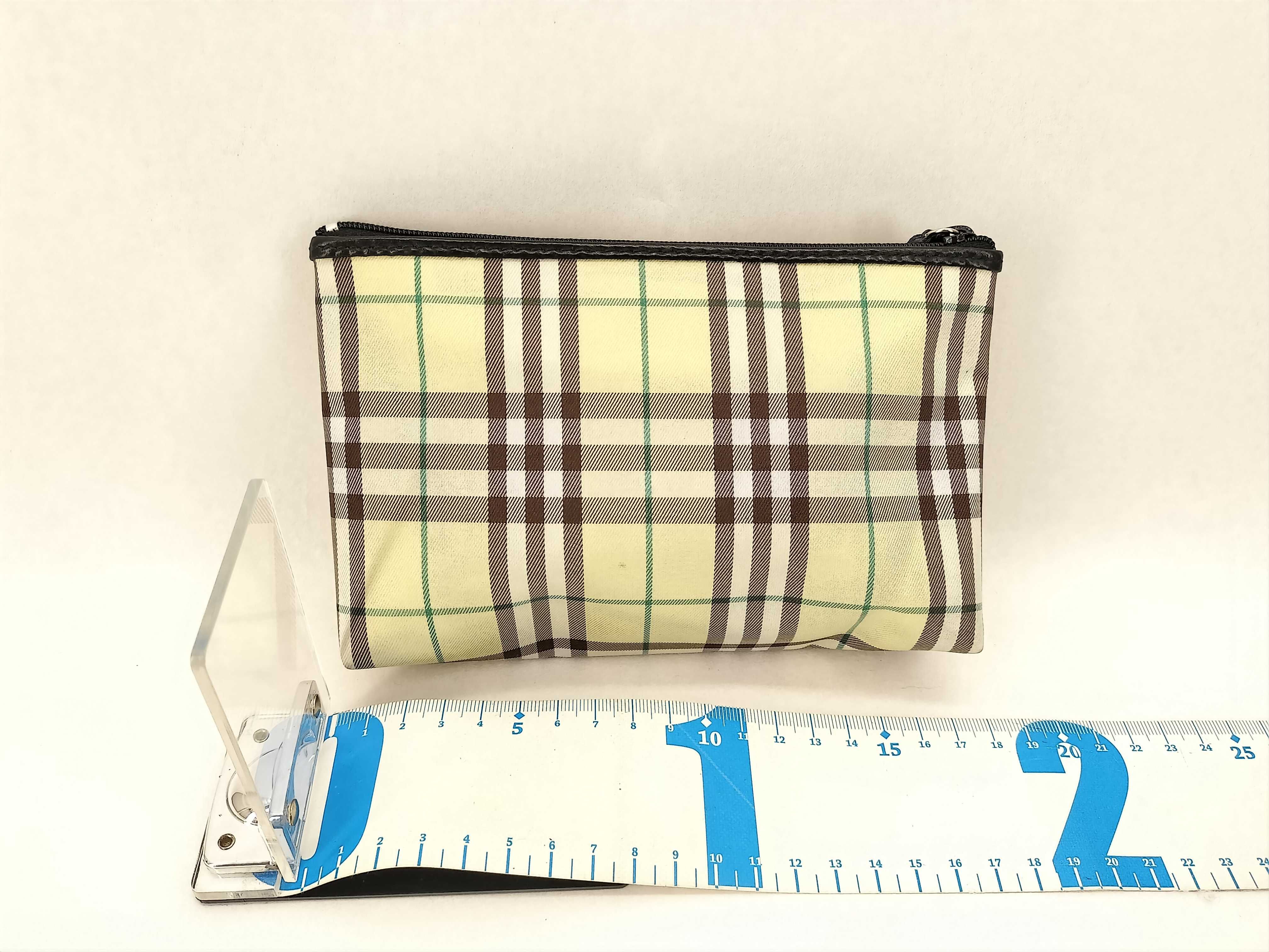 pouch — view 2
