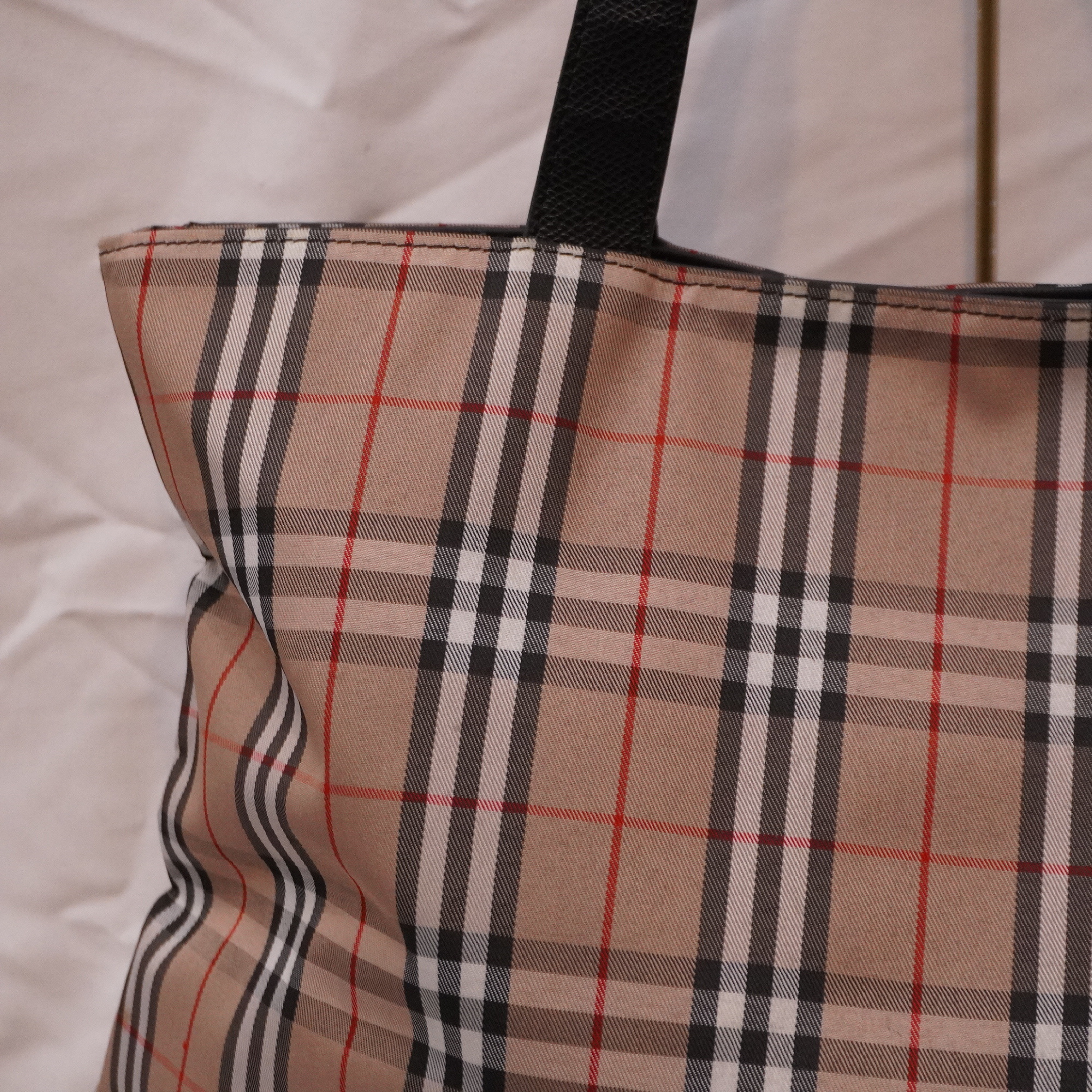 LONDON Nova Tote Bag — view 10