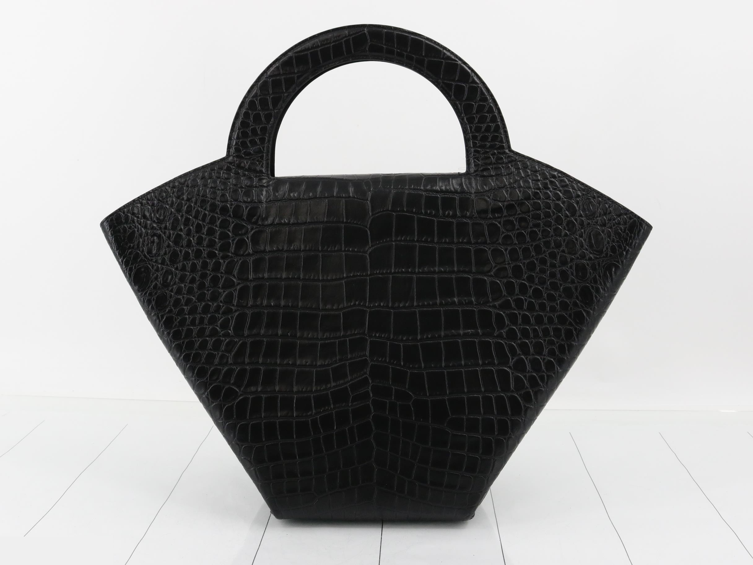 Other line bags/handbags — view 2