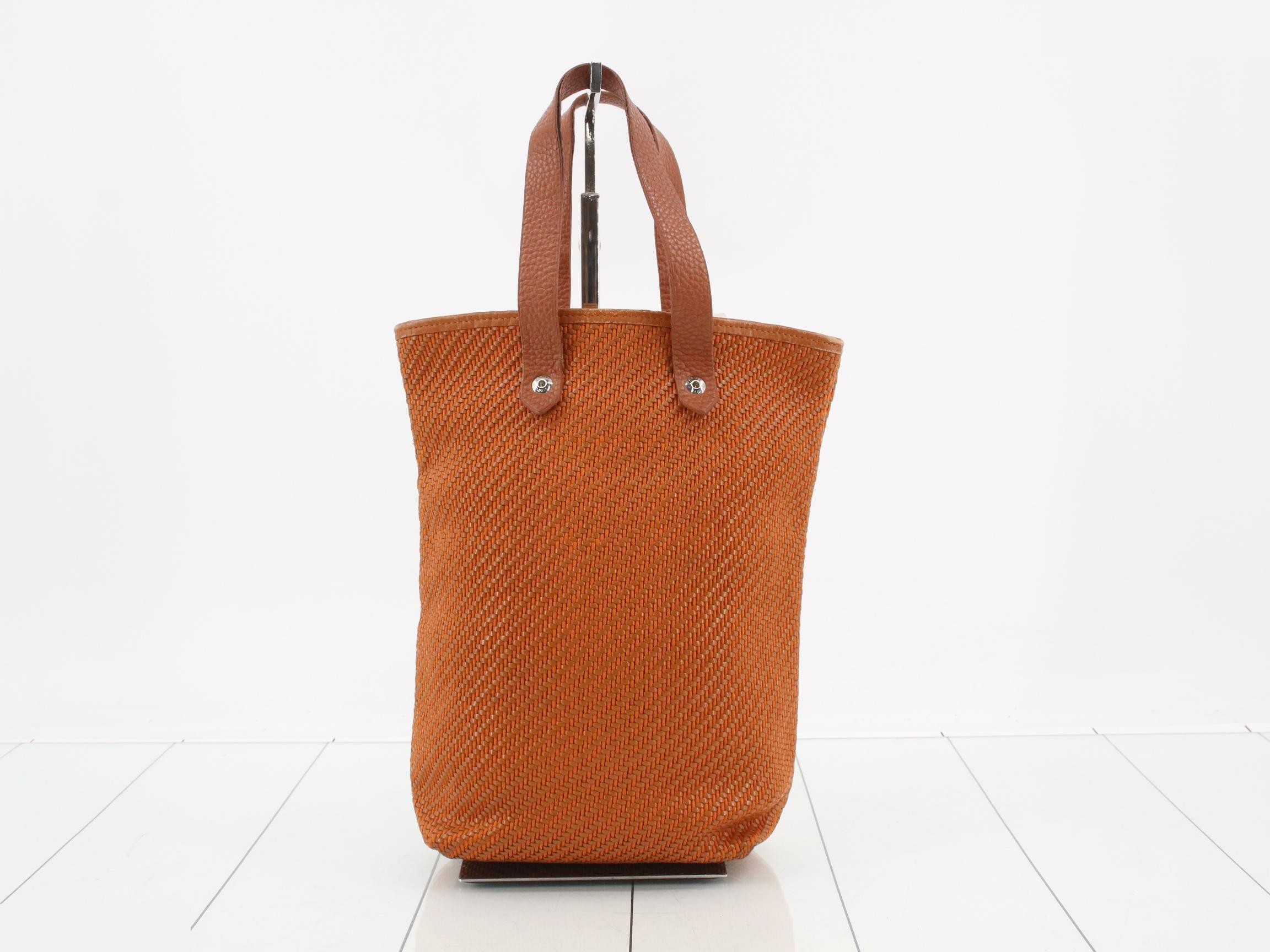 handbag — view 2