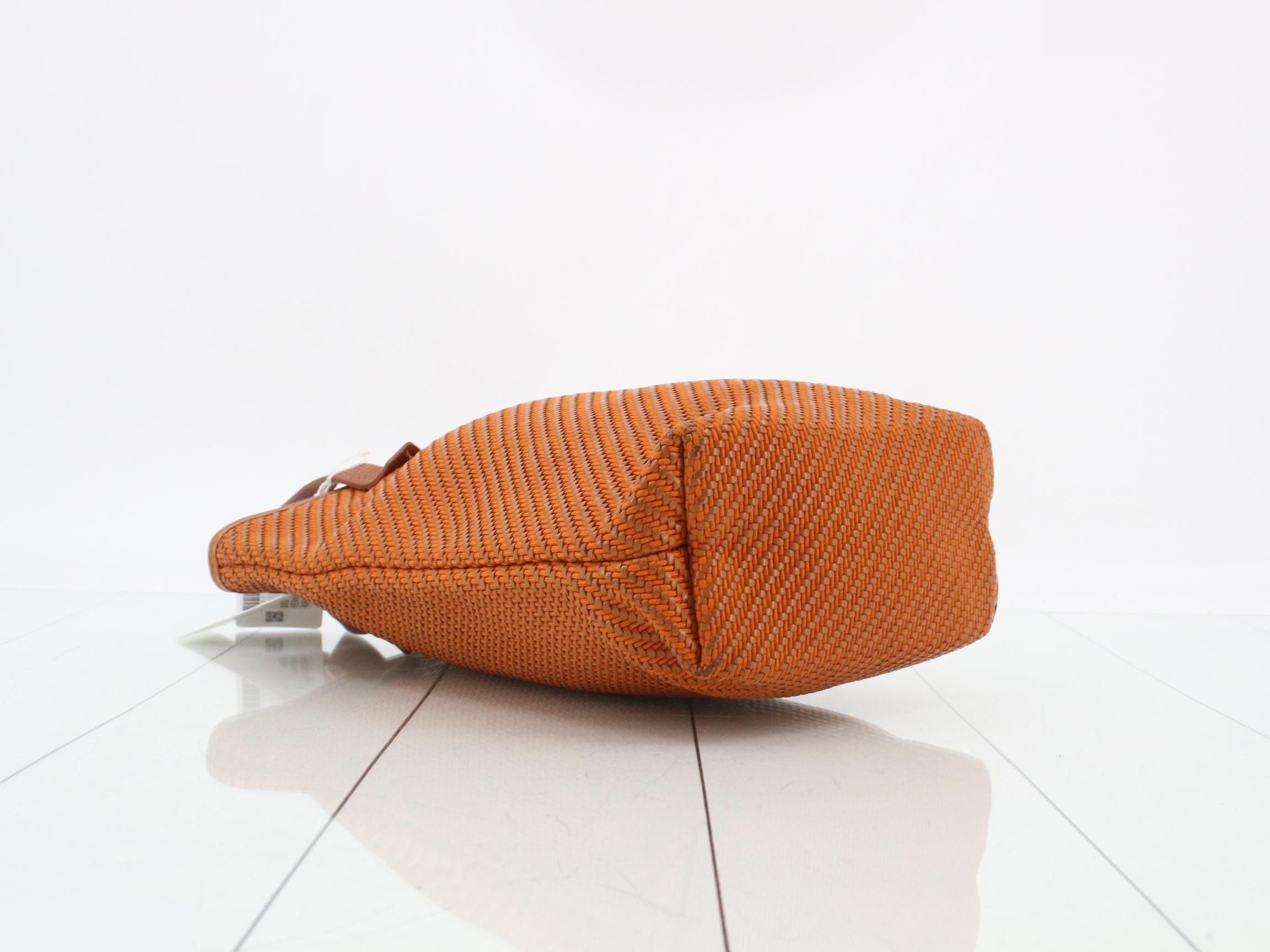handbag — view 5
