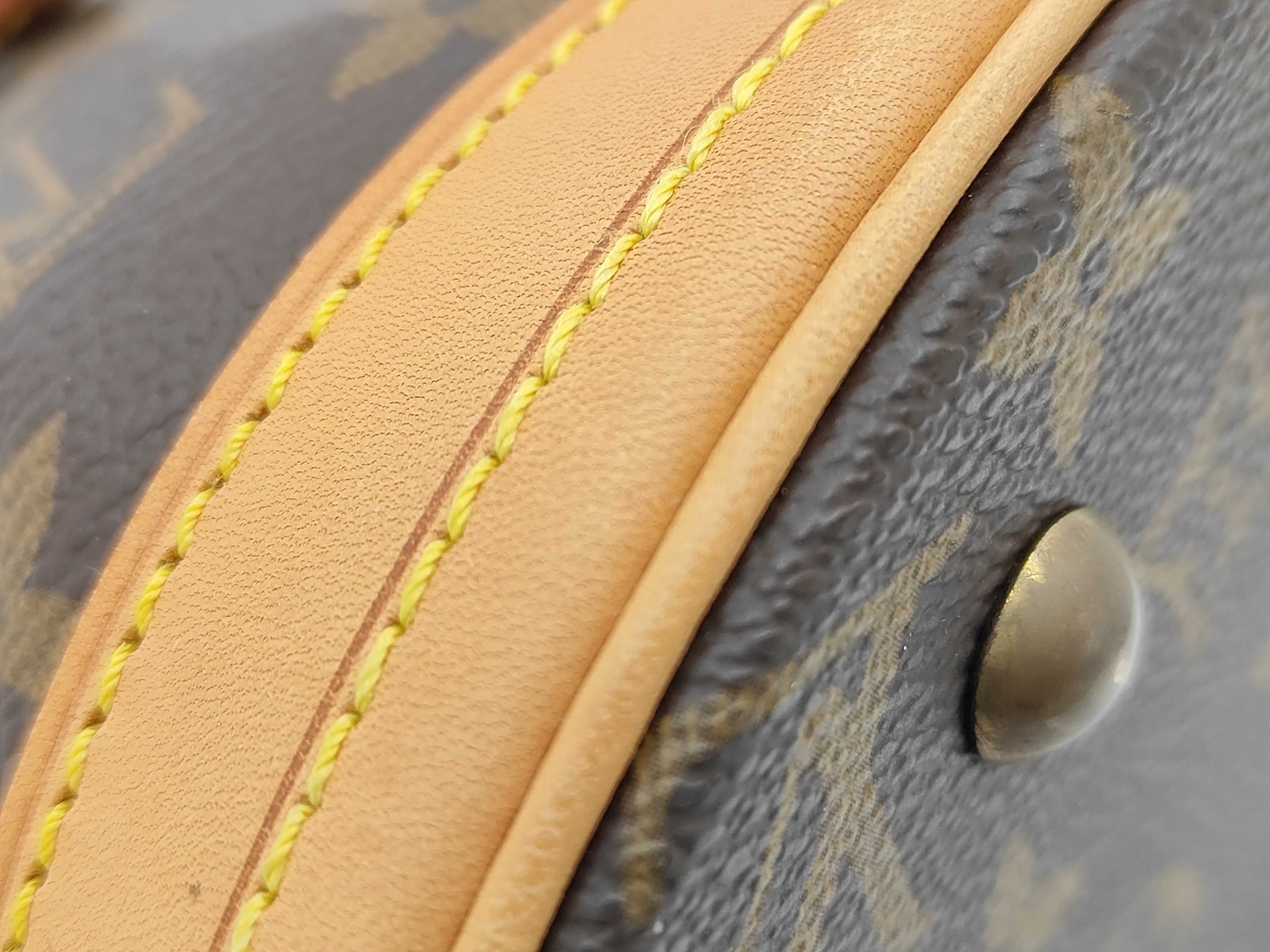 Monogram Bucket PM M42238 Handbag — view 6