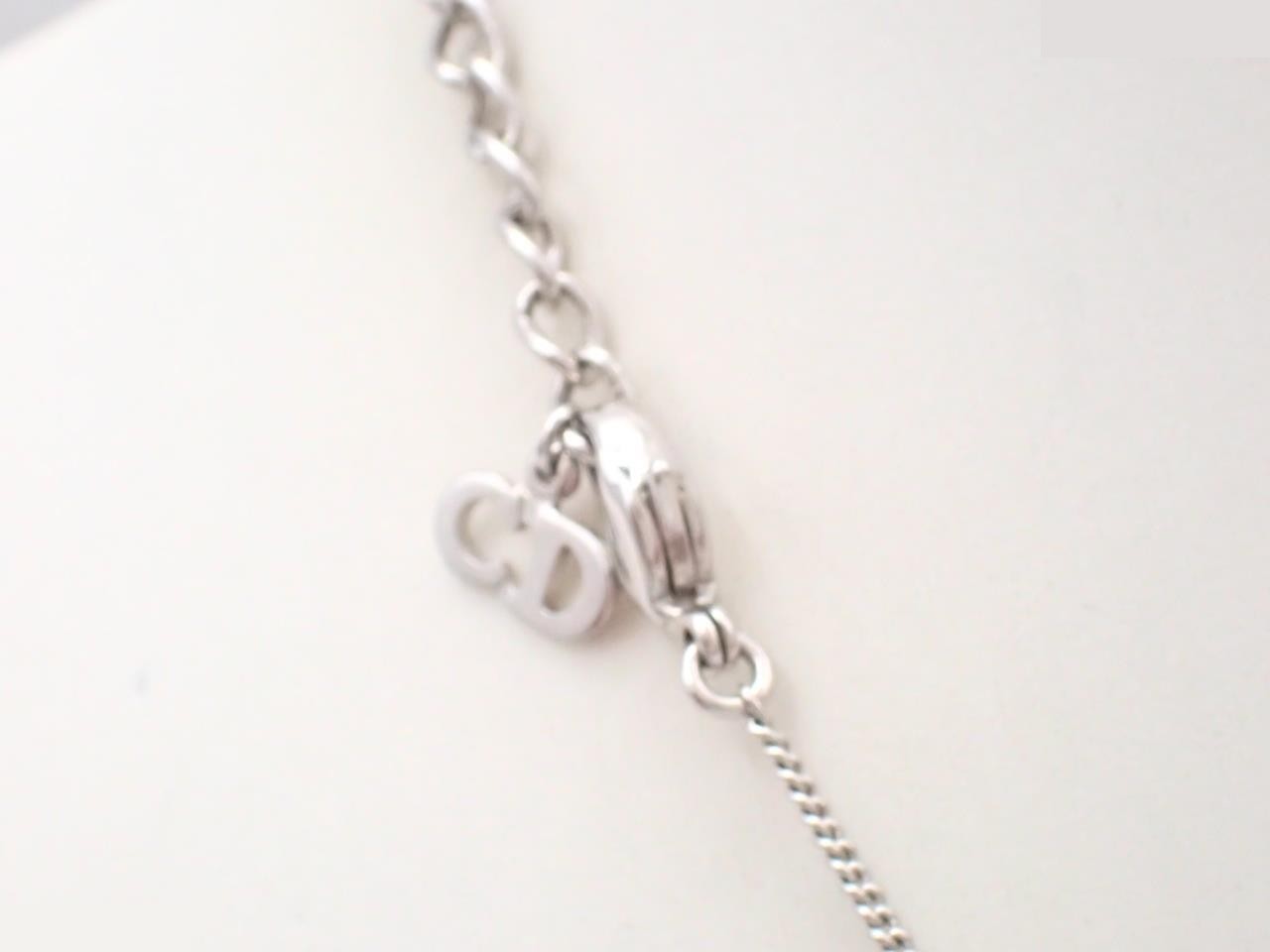 Other lines: Precious metals, necklaces, pendants — view 2