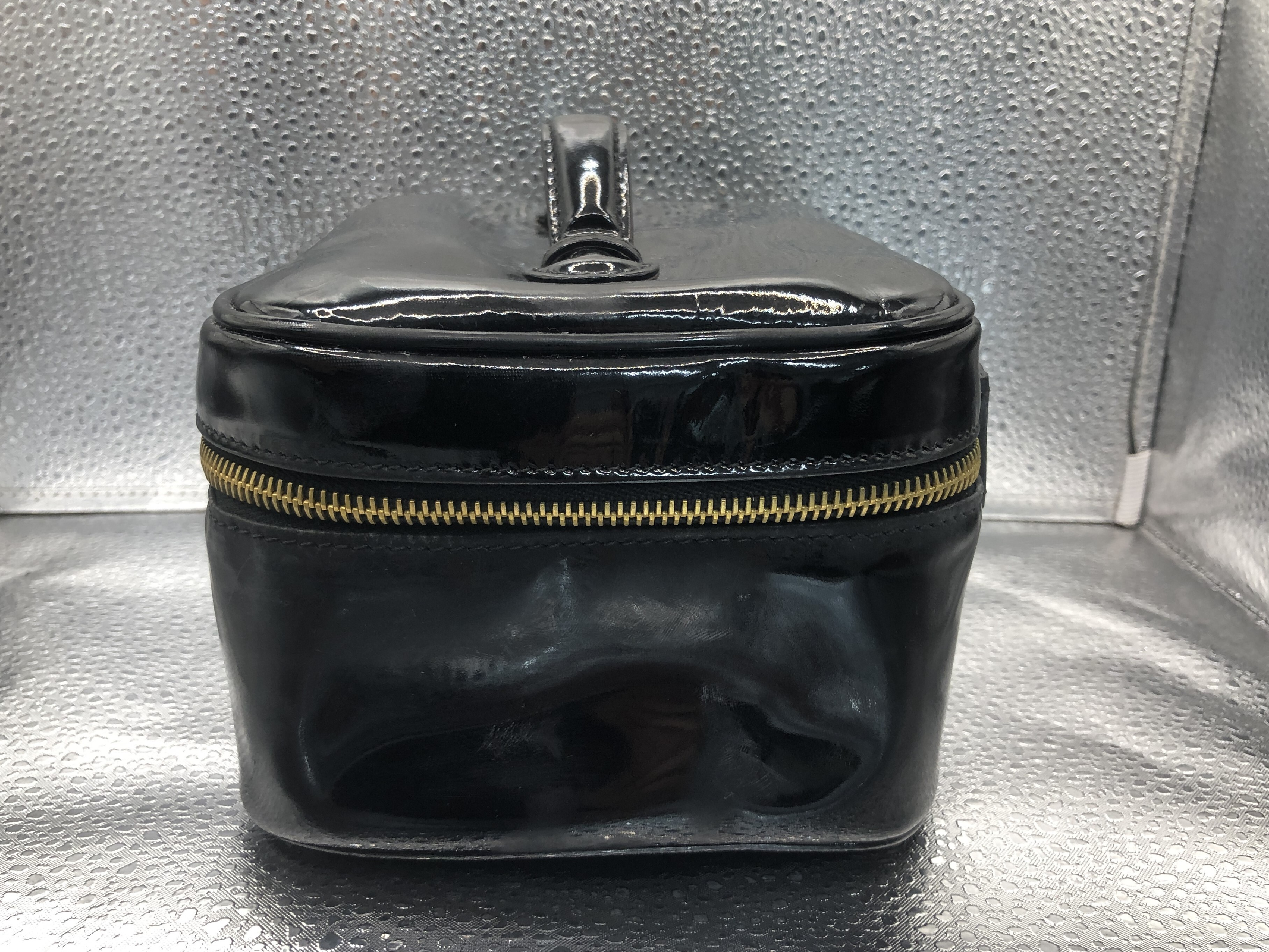 Vanity Bag in Black Patent Leather with Coco Mark Sticker (4893062) — view 2