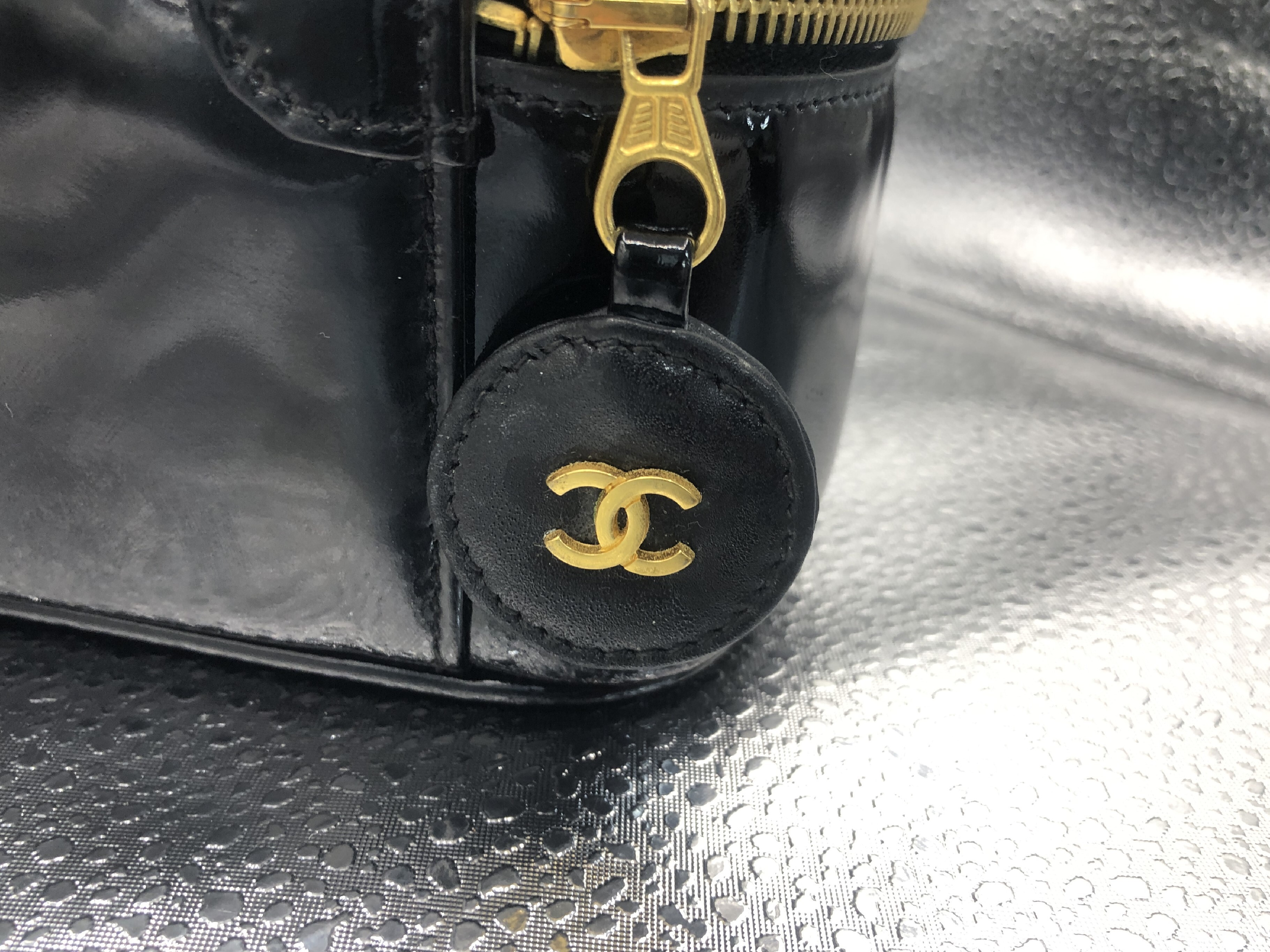Vanity Bag in Black Patent Leather with Coco Mark Sticker (4893062) — view 8