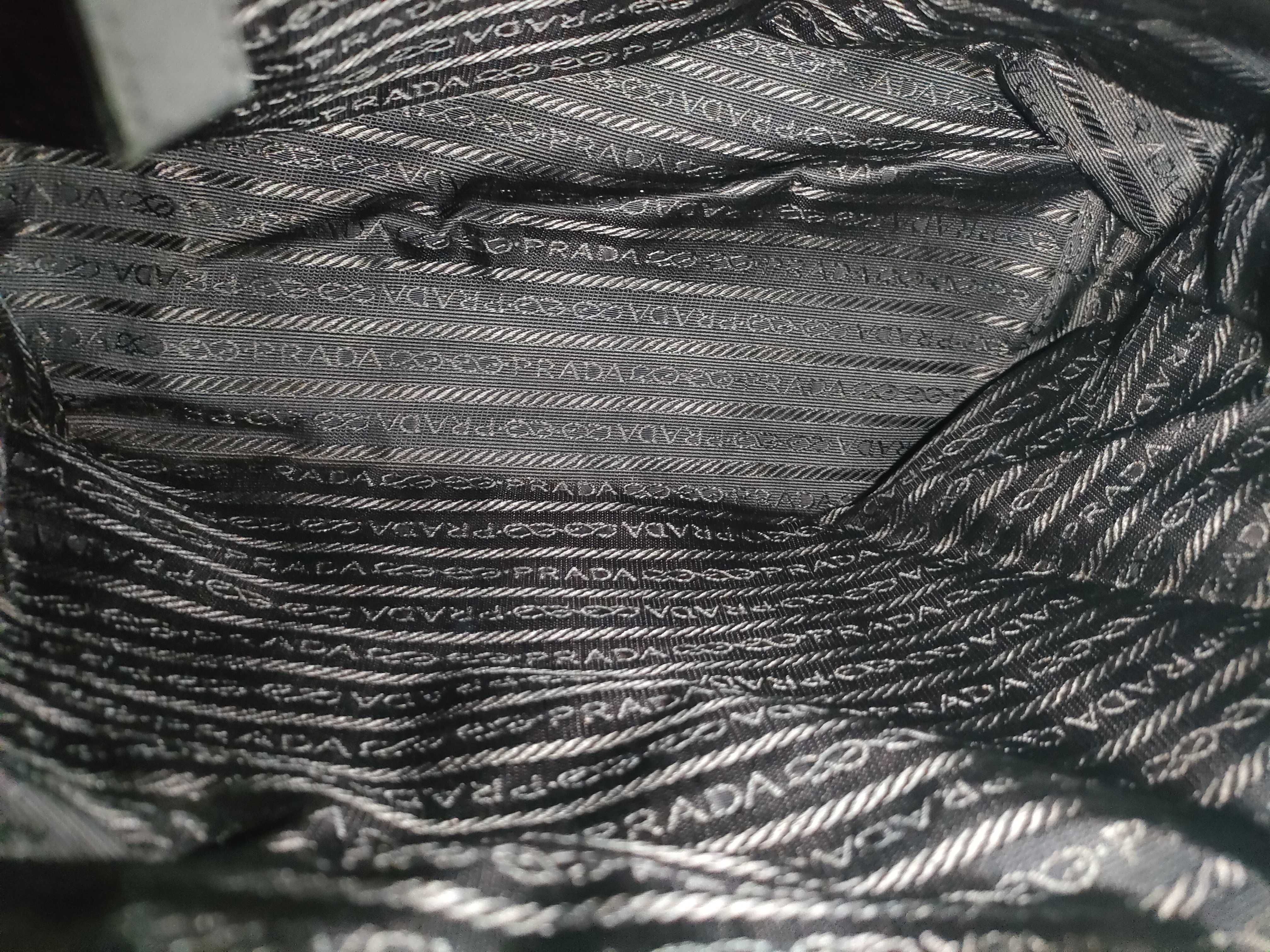 nylon tote bag, green tote bag — view 10
