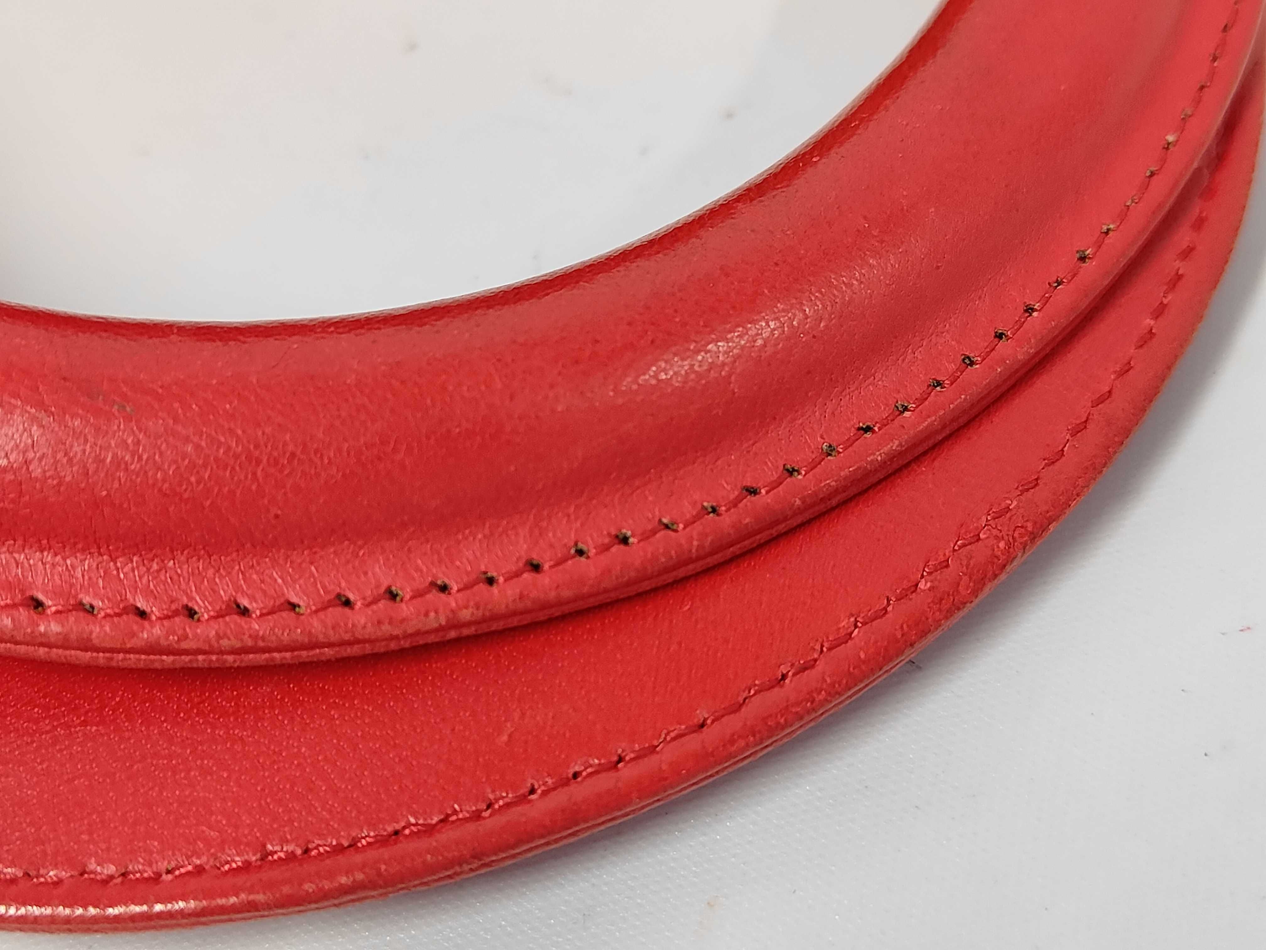 handbag — view 4