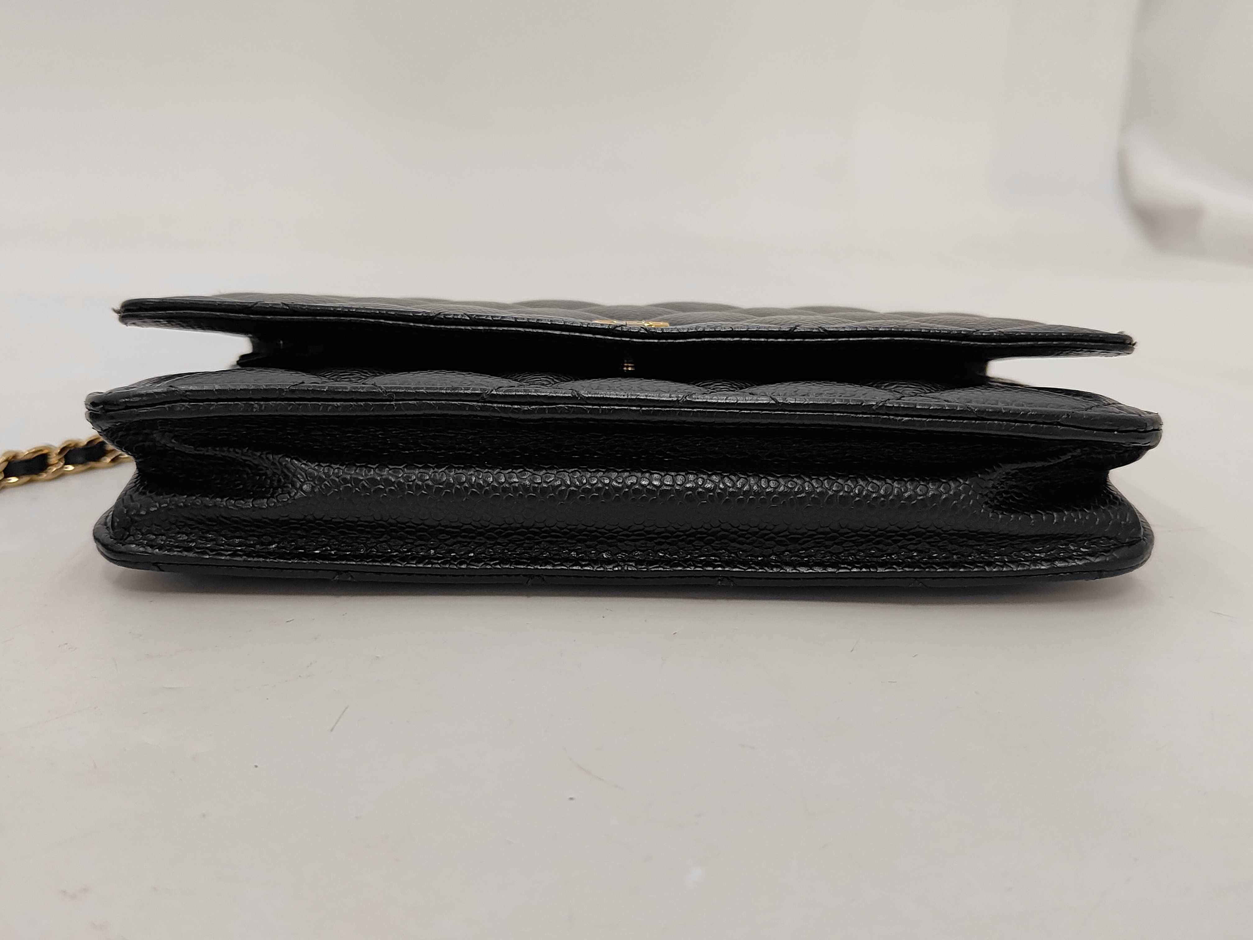 Caviar Skin Chain Wallet, Series 26, Gold Hardware Shoulder Bag — view 7