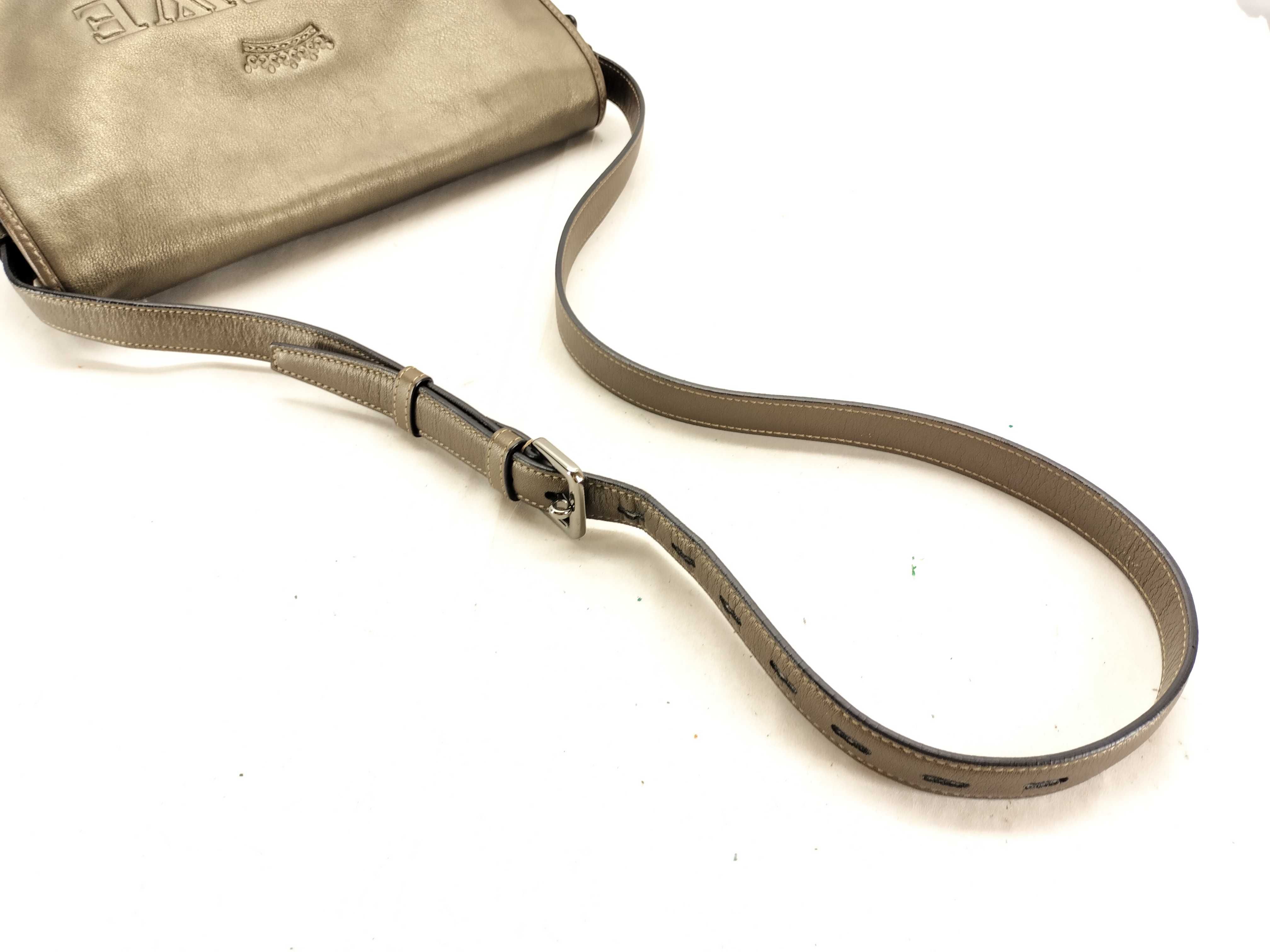 Heritage Leather Shoulder Bag — view 3
