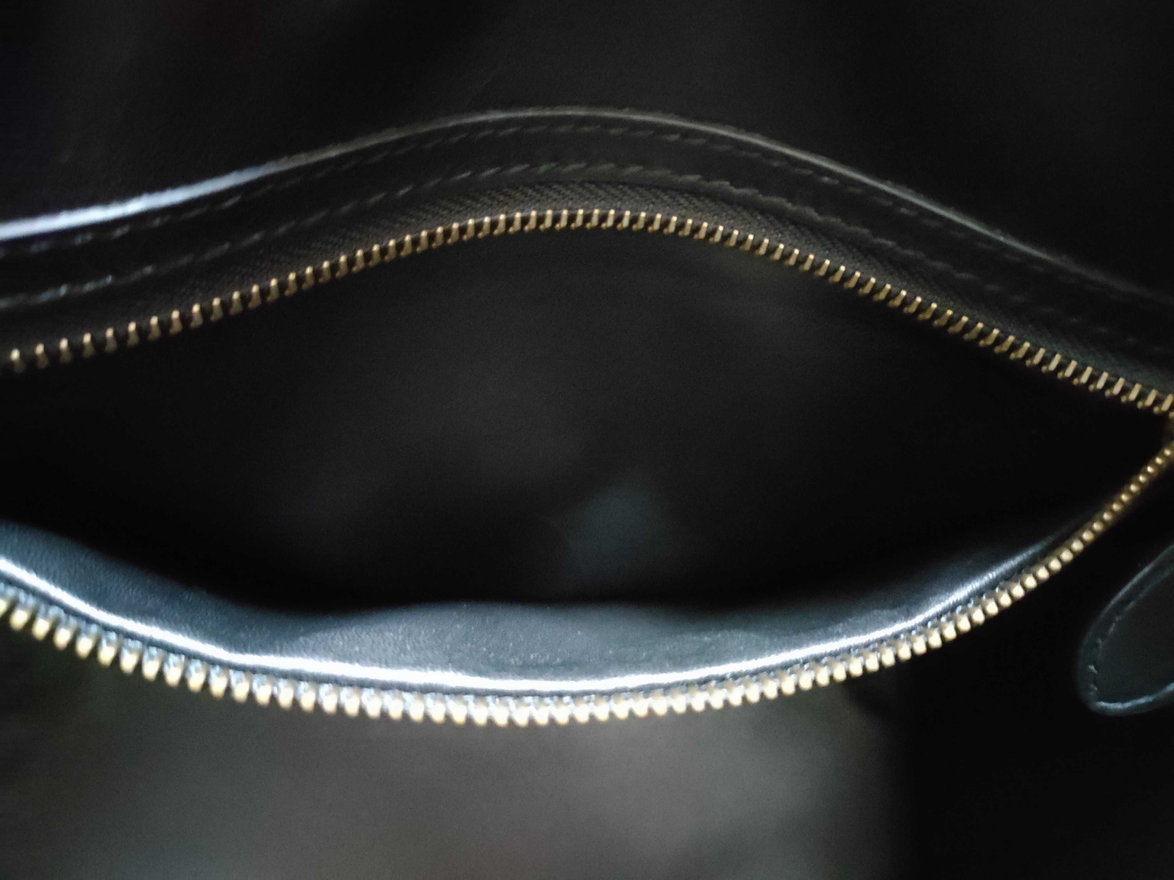 Luggage Phantom Leather Handbag, Black — view 11