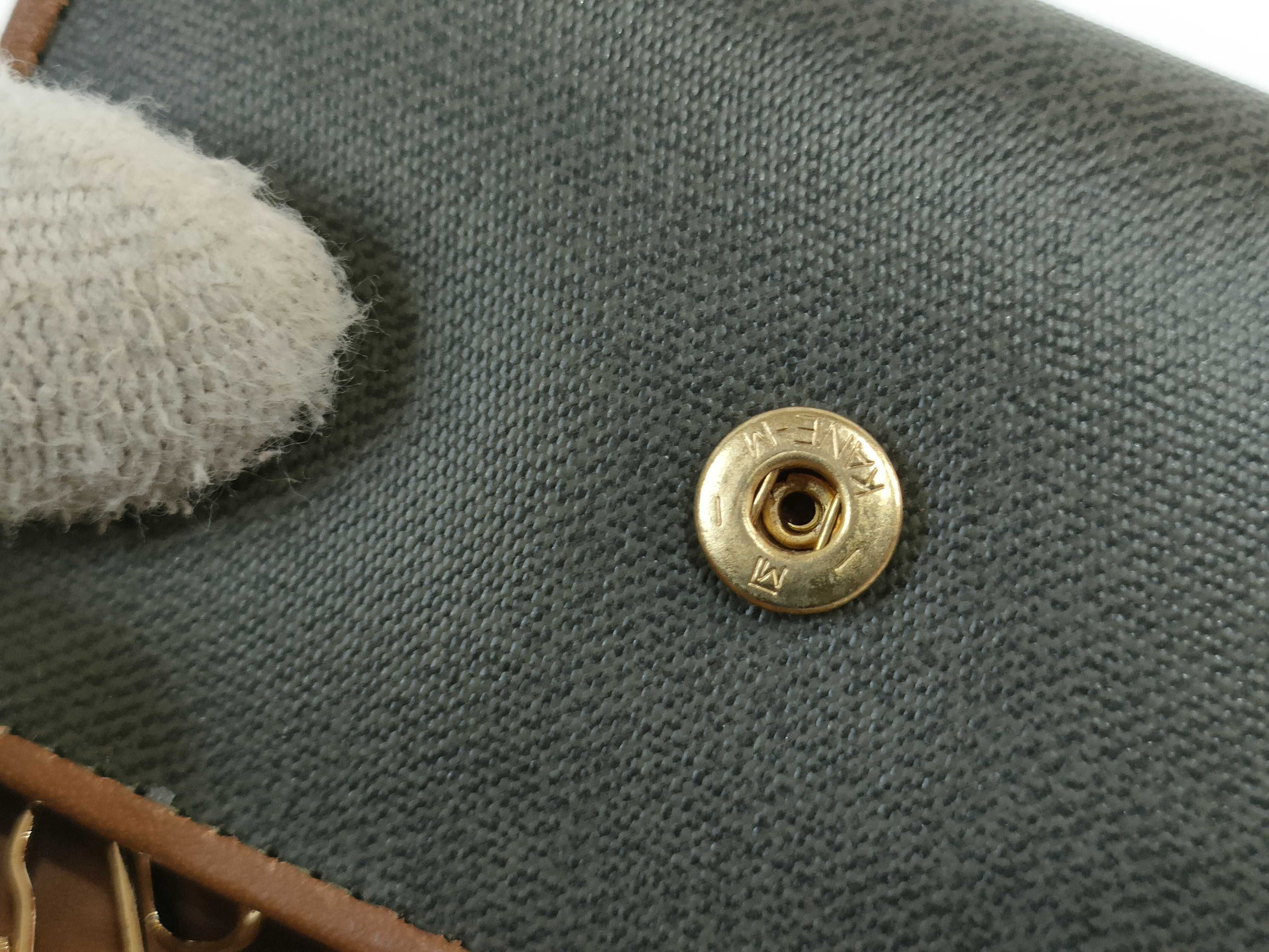 key case 6 series vintage key case/key chain — view 11