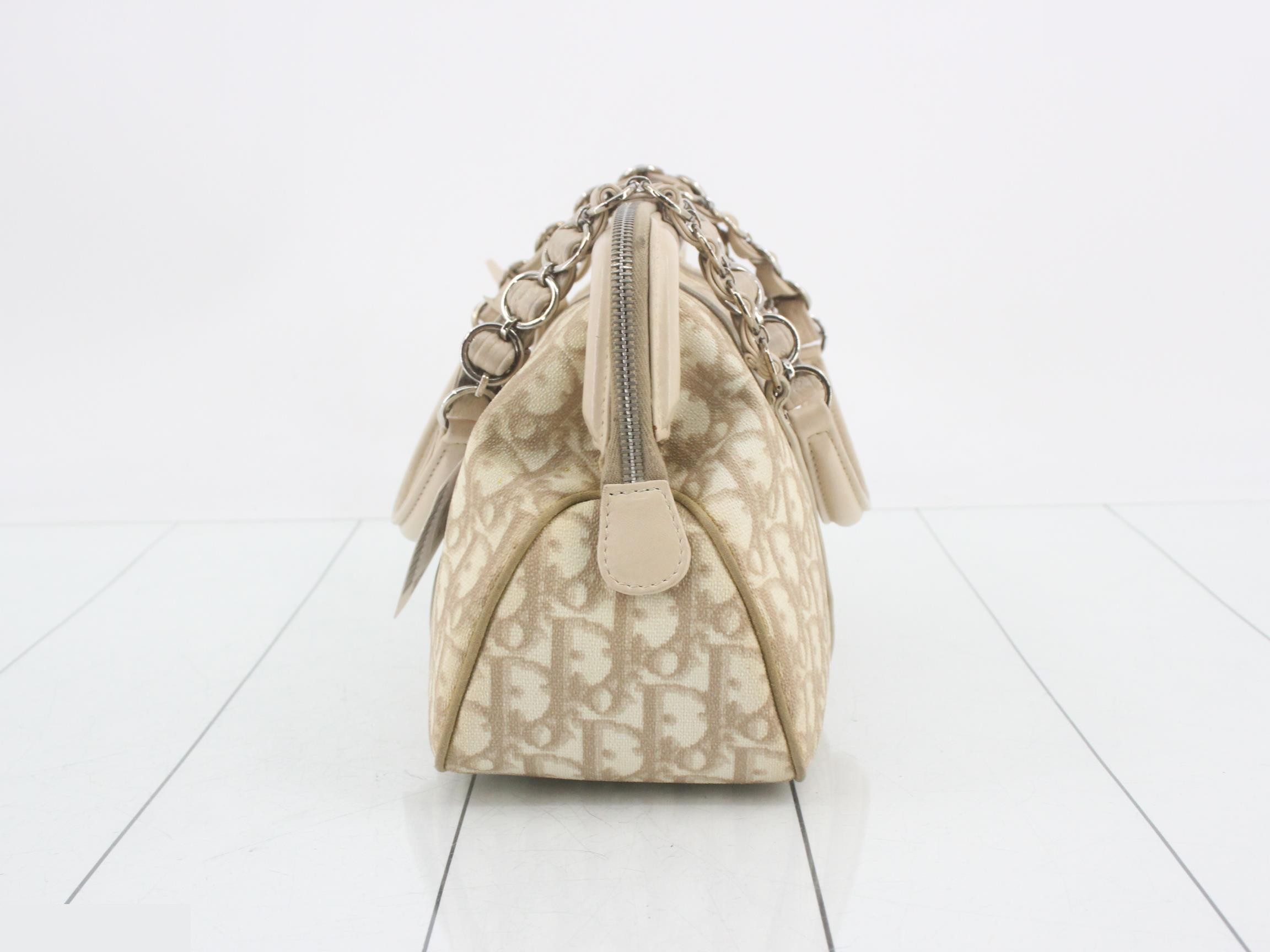 Trotter Chain Shoulder Bag — view 3