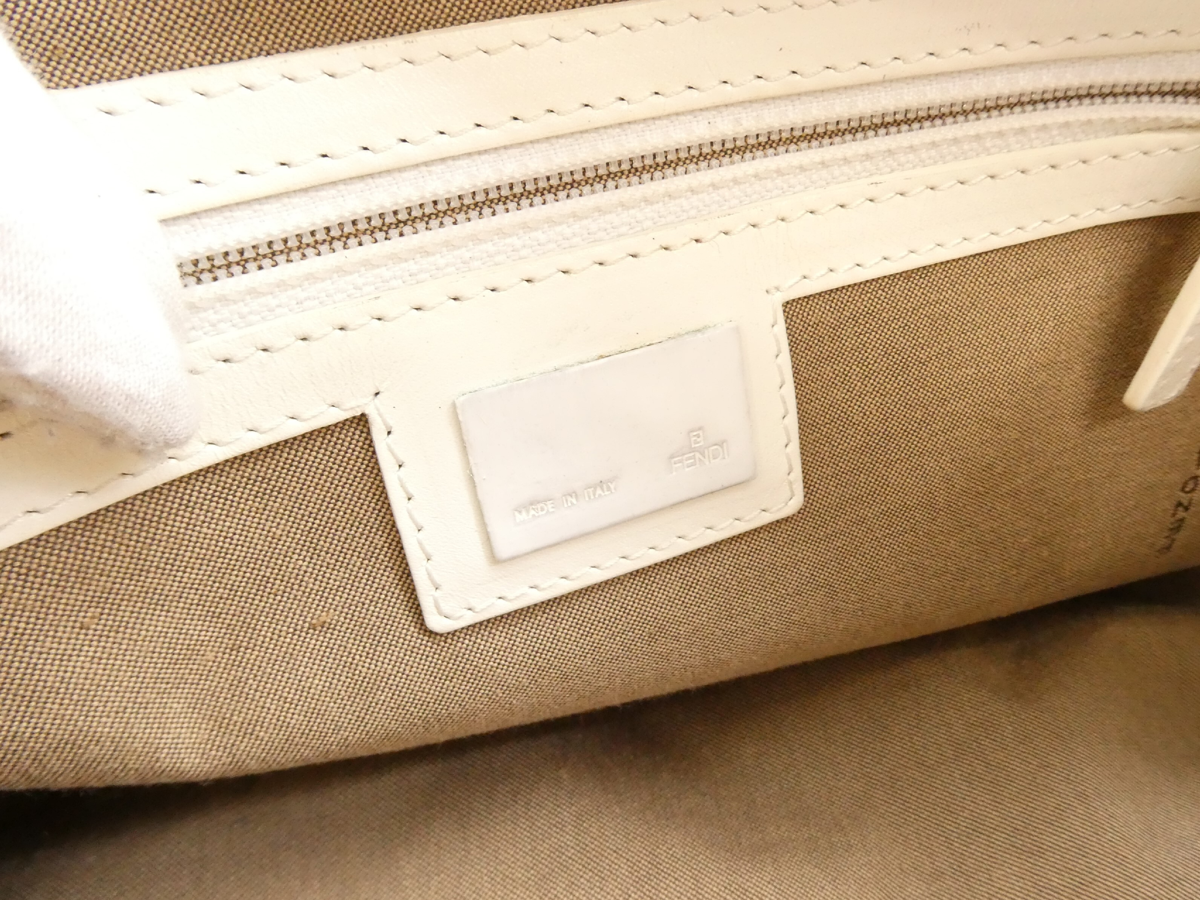 Zucchino Mamma Bucket Shoulder Bag — view 8