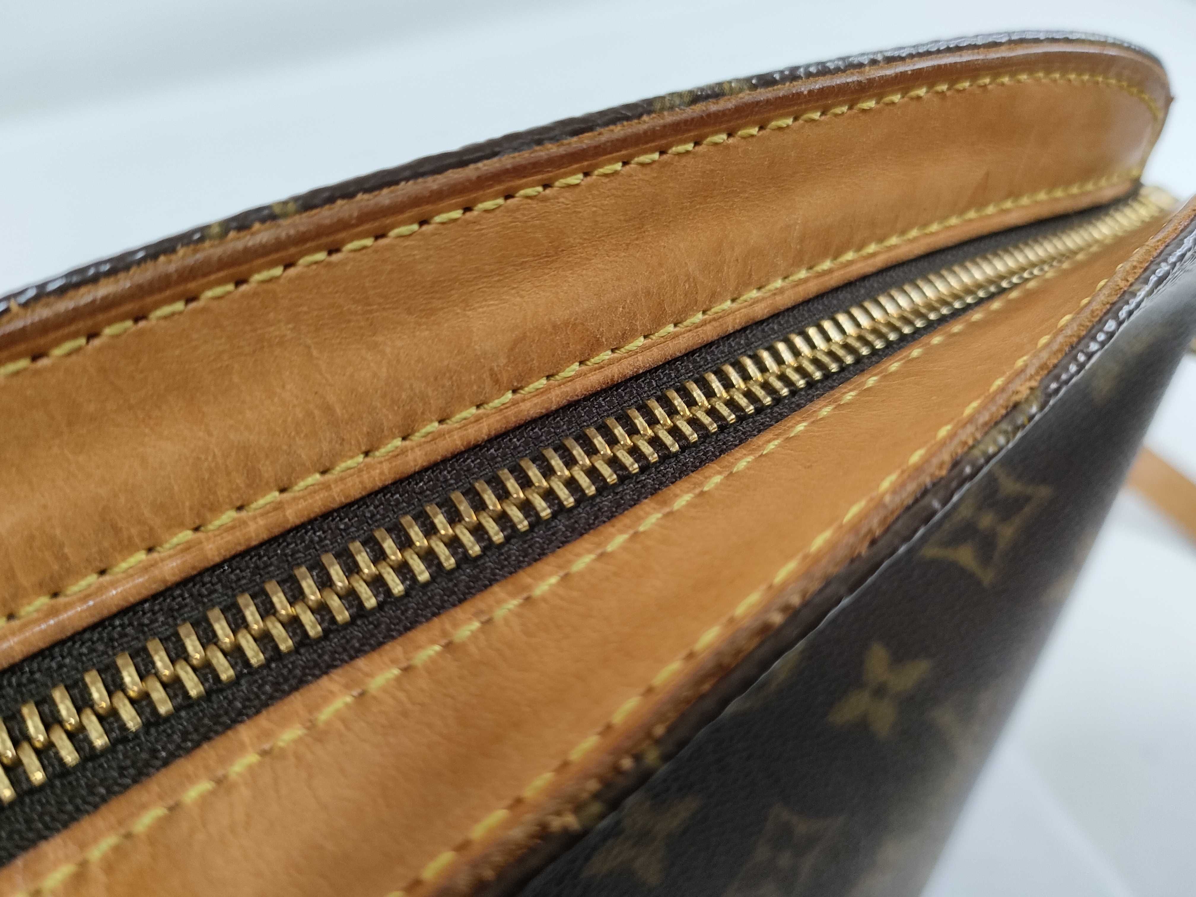 Monogram M51290 Druot Shoulder Bag — view 9