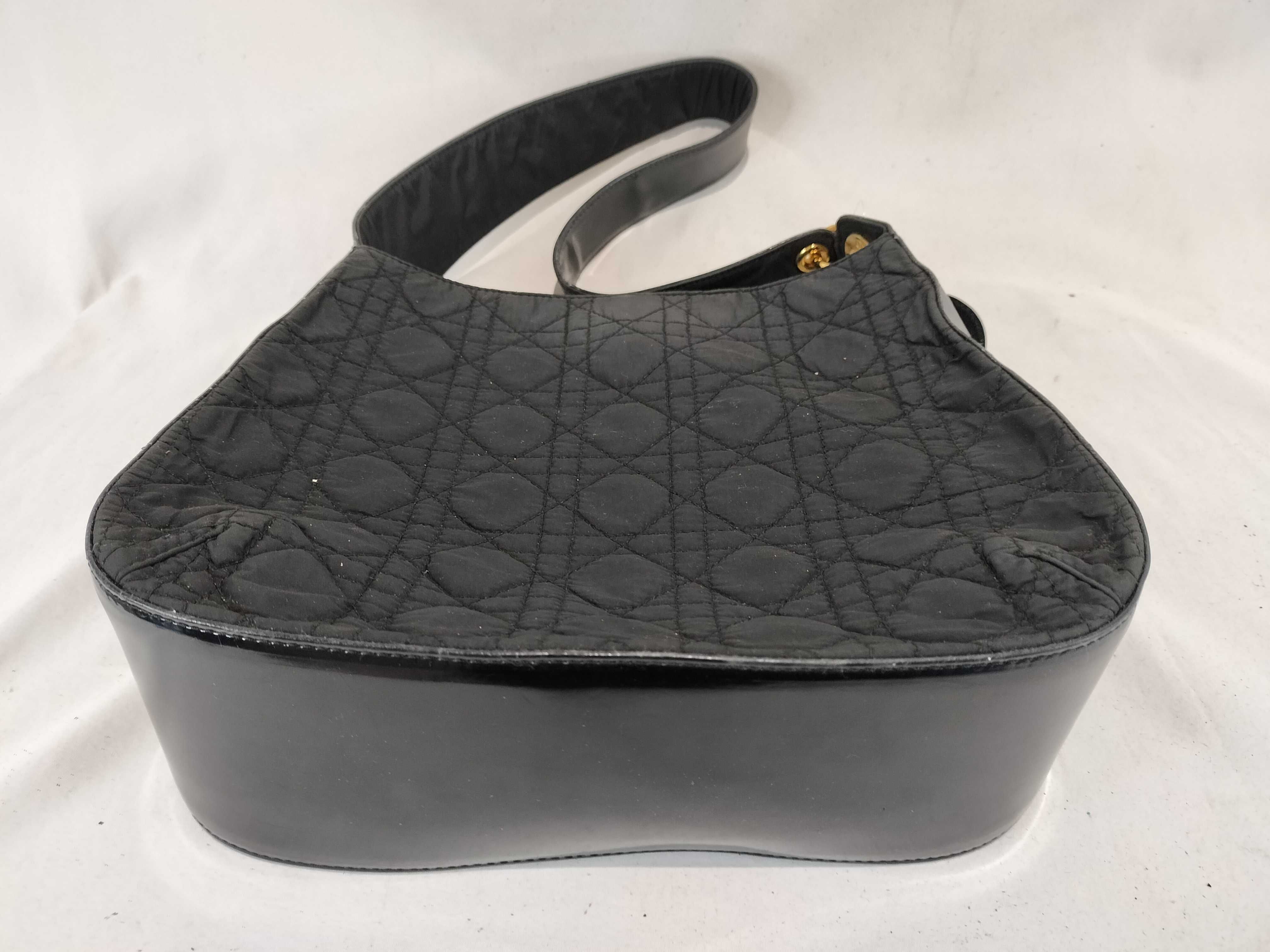 One-Shoulder Shoulder Bag — view 8