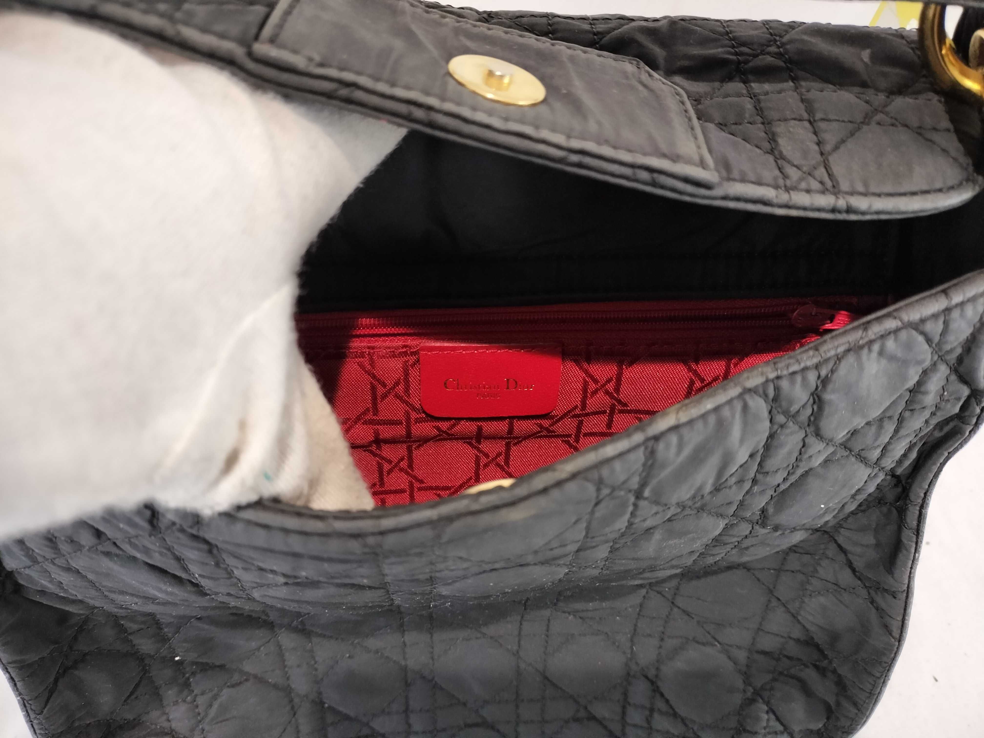 One-Shoulder Shoulder Bag — view 9