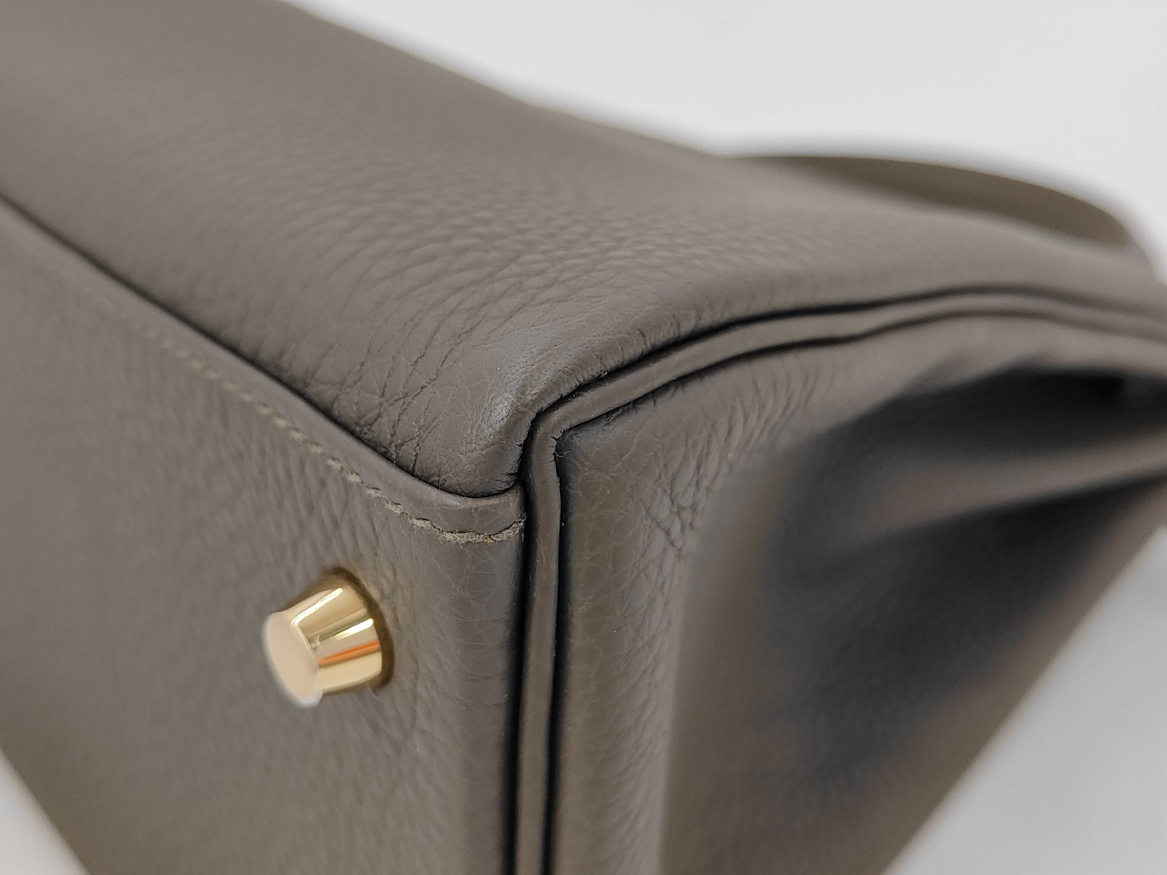 Kelly 28 Togo Vert Roden GD Hardware G Stamp Shoulder Bag — view 3