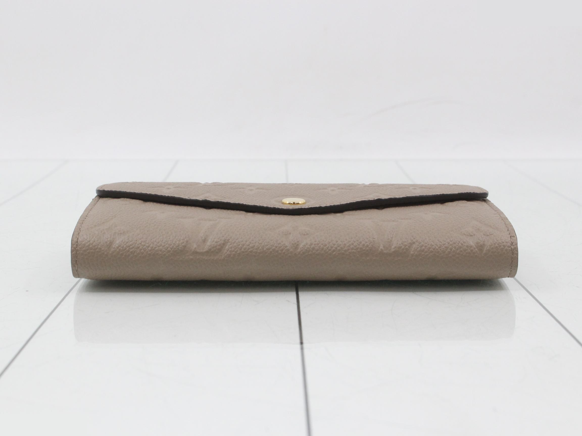 M82256 Long Wallet — view 3