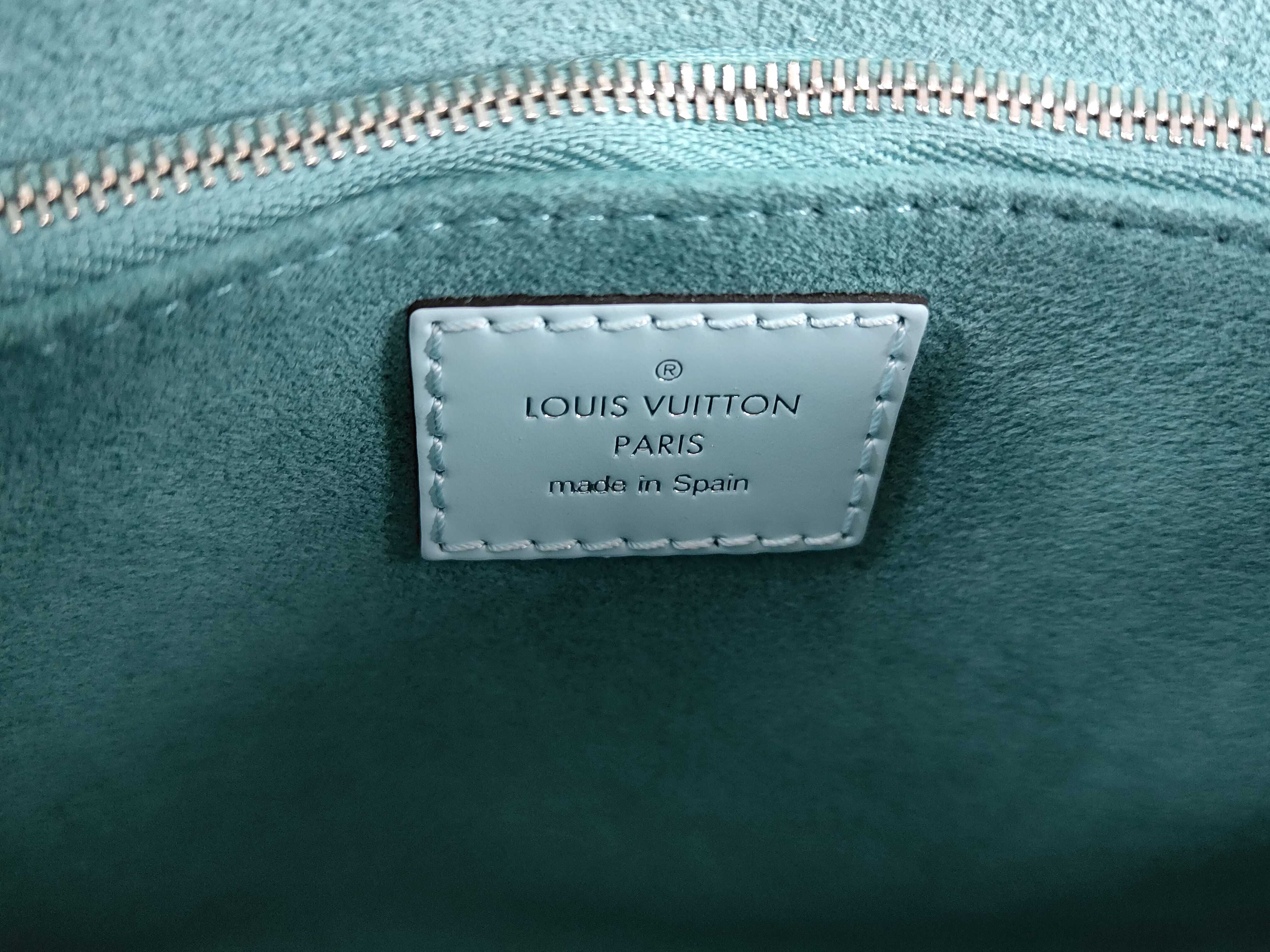 Epi Pochette Grenelle PM M55981 Handbag — view 12