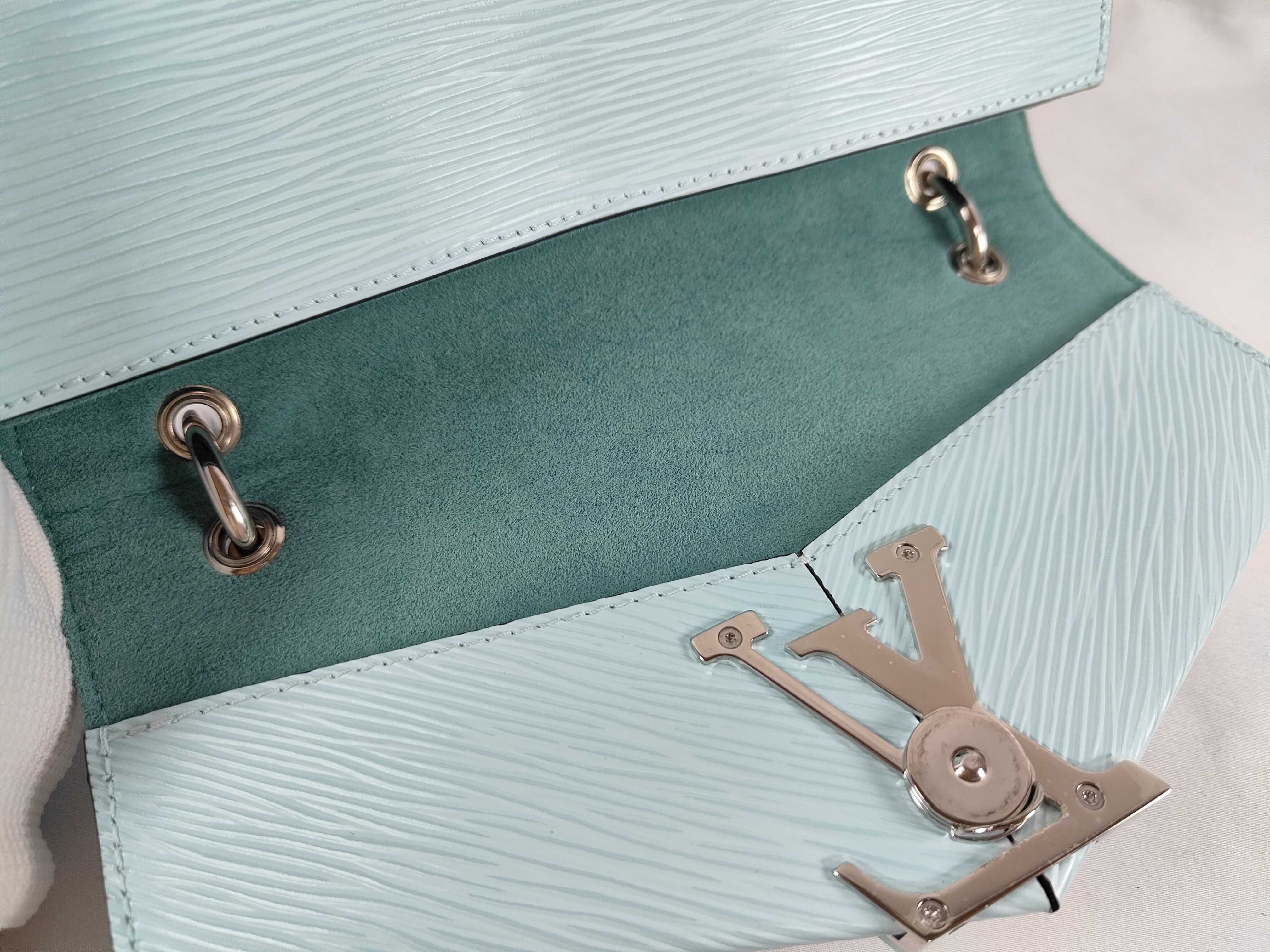 Epi Pochette Grenelle PM M55981 Handbag — view 8