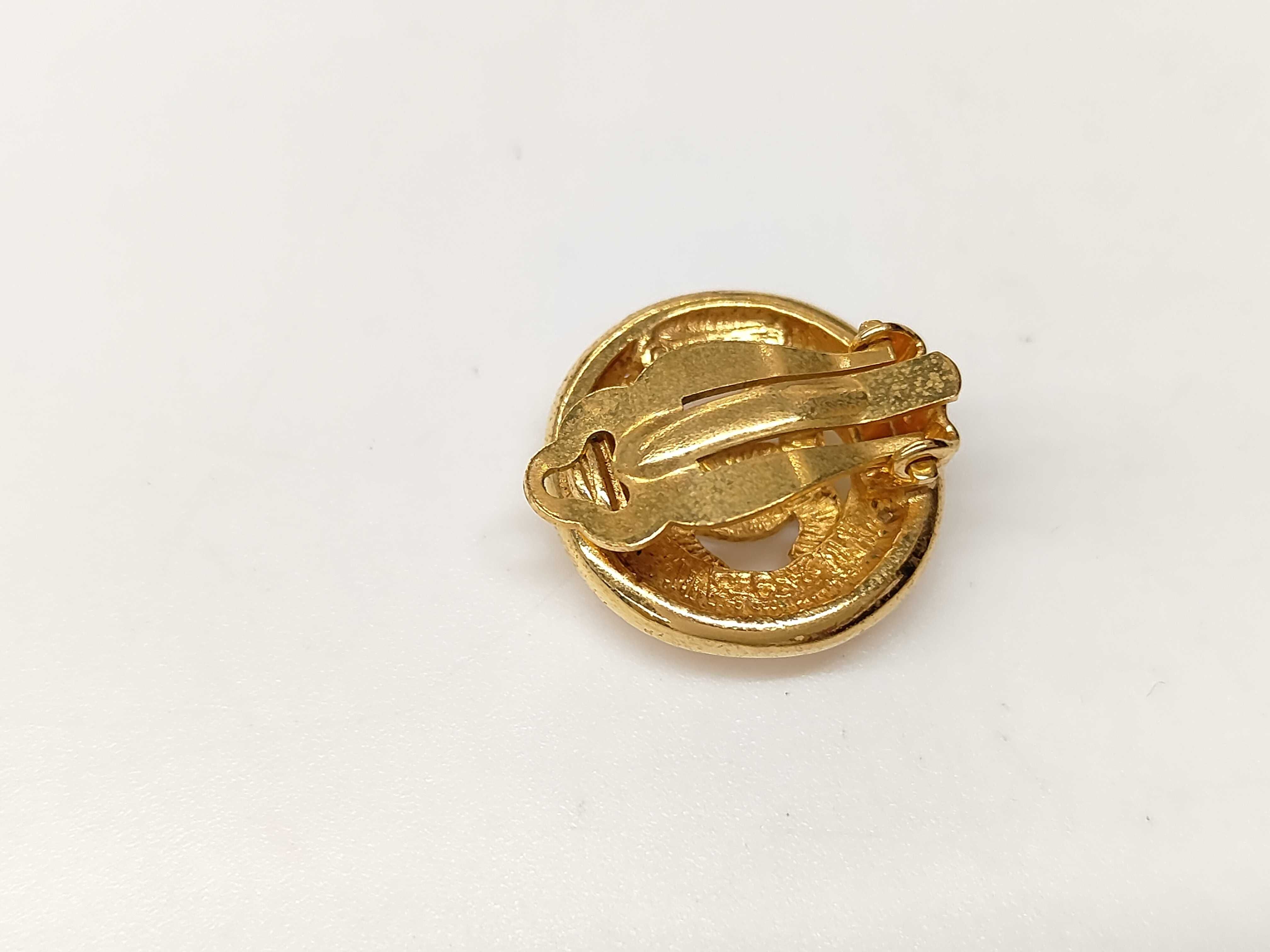 (Chanel) Single Earring — view 2