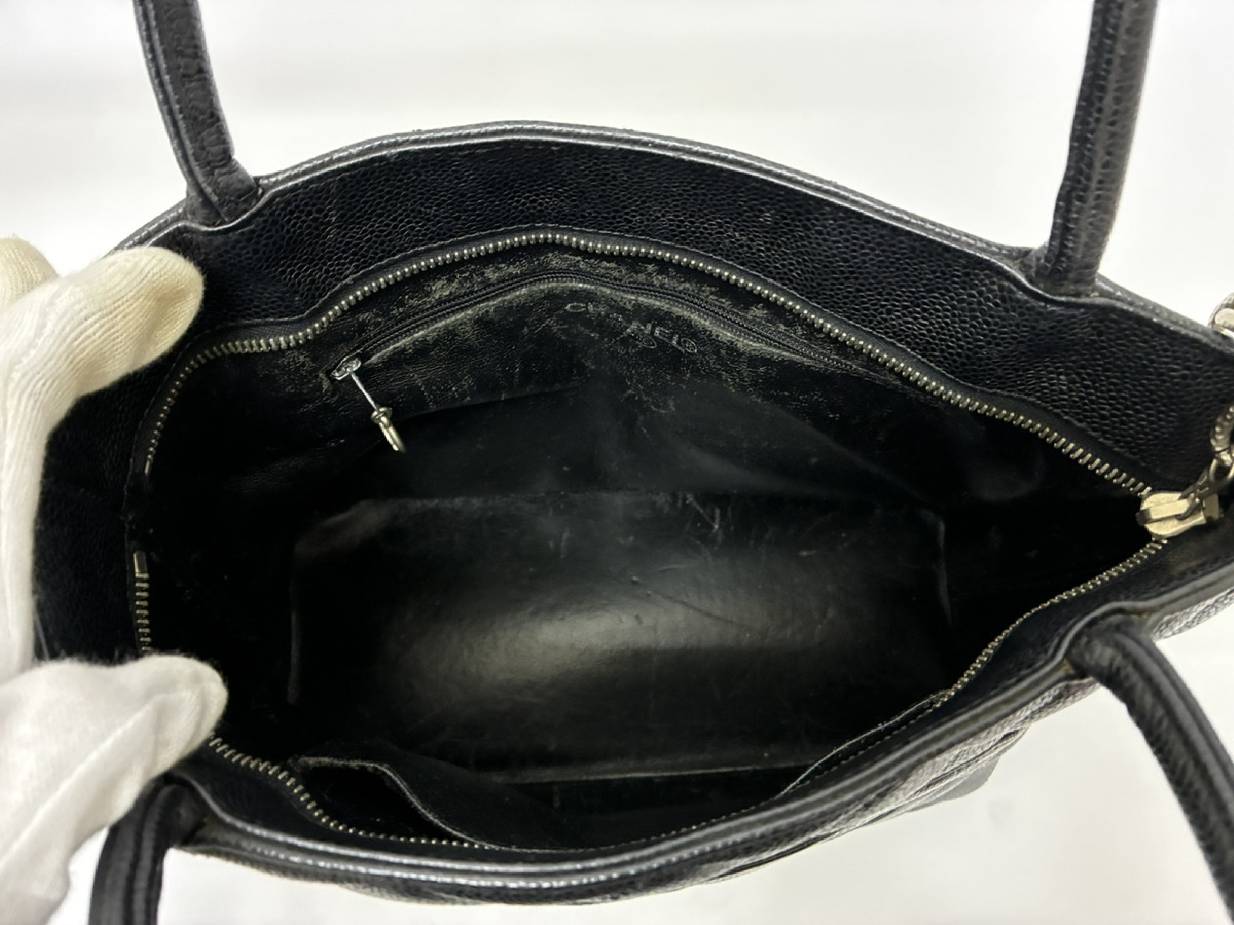 Reissue Tote Caviar — view 9